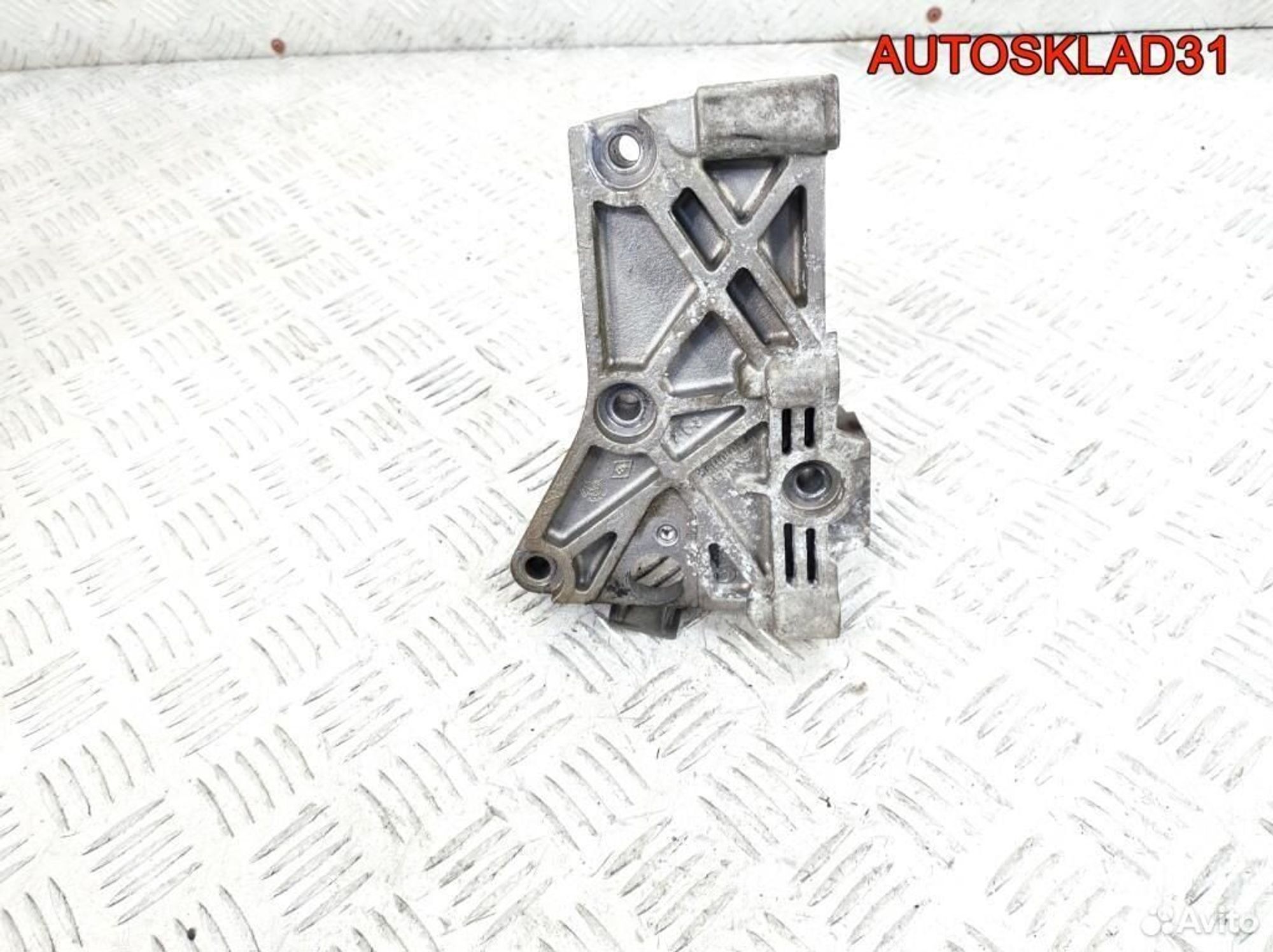 Кронштейн крепления двигателя Renault Kangoo K9K, 1700 рублей, Дубовое