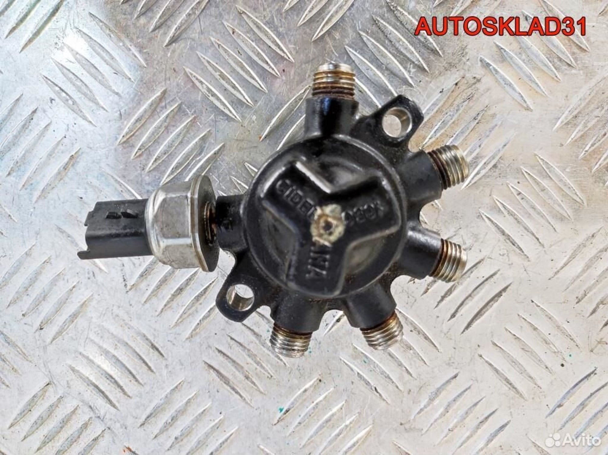 Рейка топливная Ford Galaxy 1.8 QYWA 4M5Q9D280DB, 1300 рублей, Дубовое