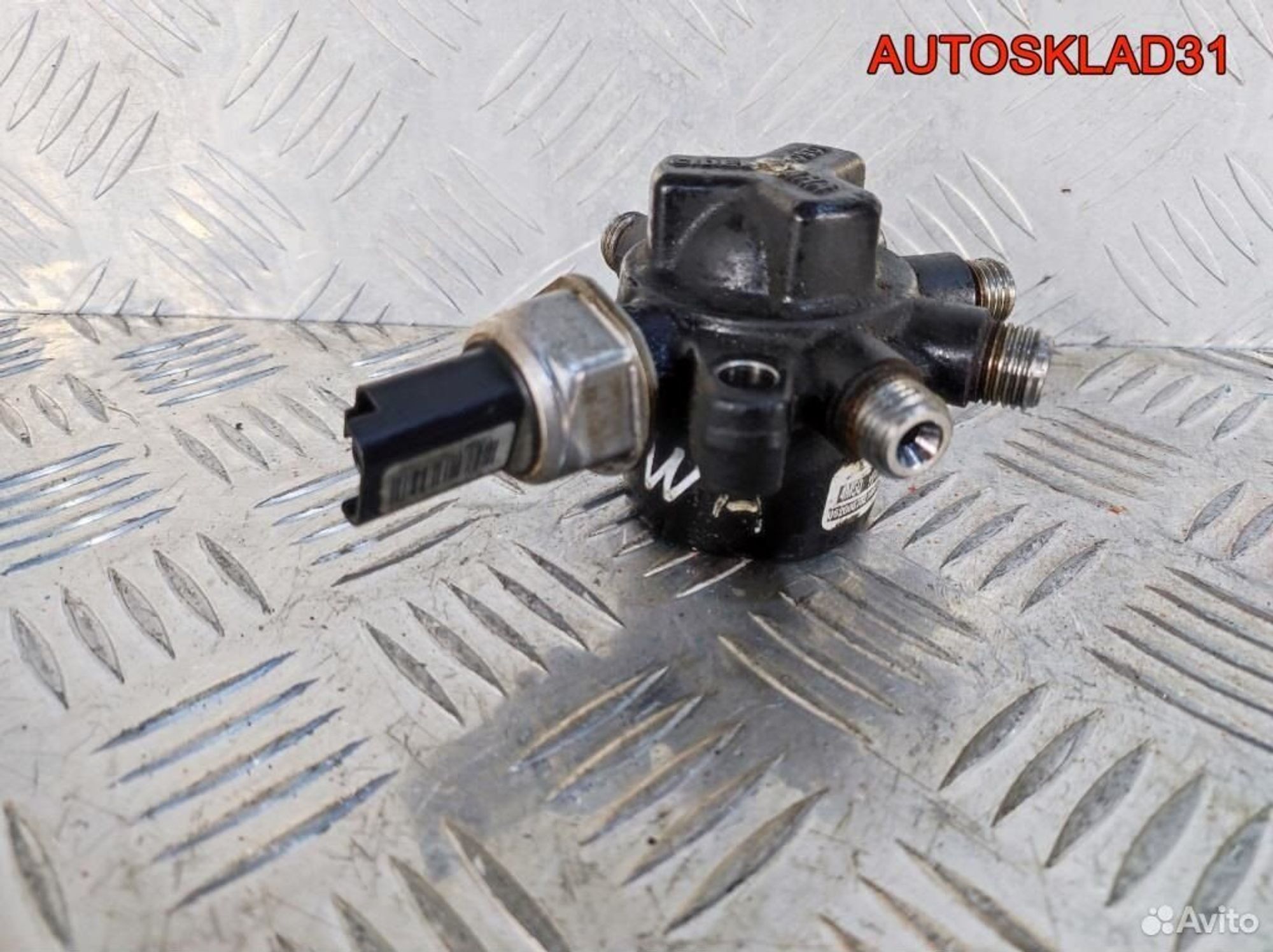 Рейка топливная Ford Galaxy 1.8 QYWA 4M5Q9D280DB, 1300 рублей, Дубовое