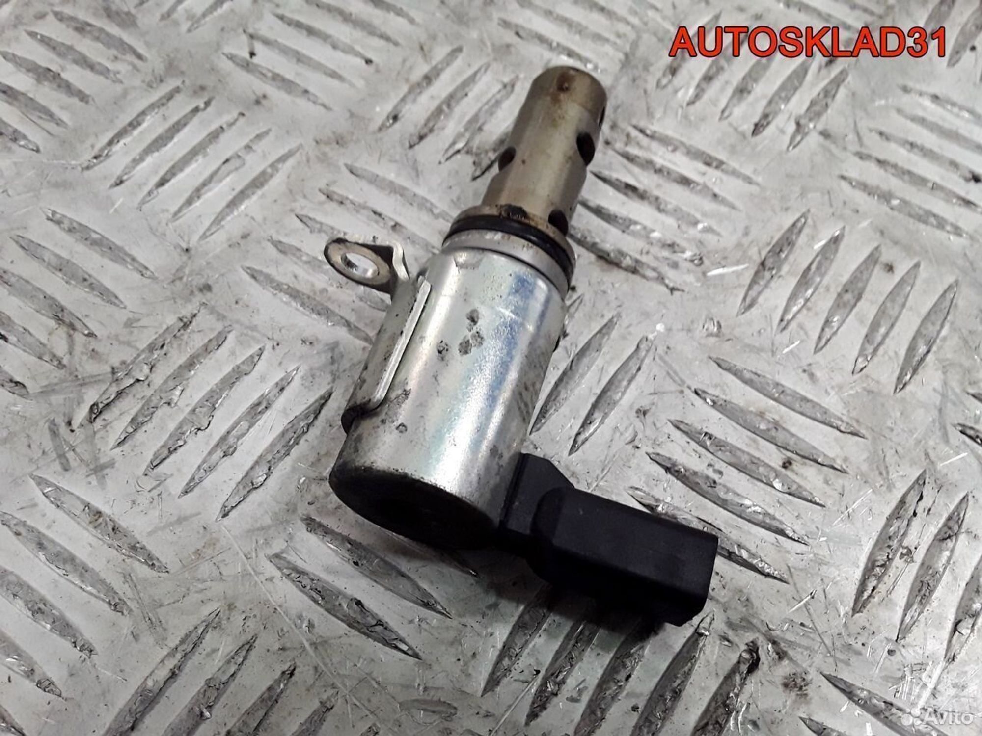 Клапан электромагн. фаз грм VW Passat B6 1,6 BLP, 1700 рублей, Дубовое