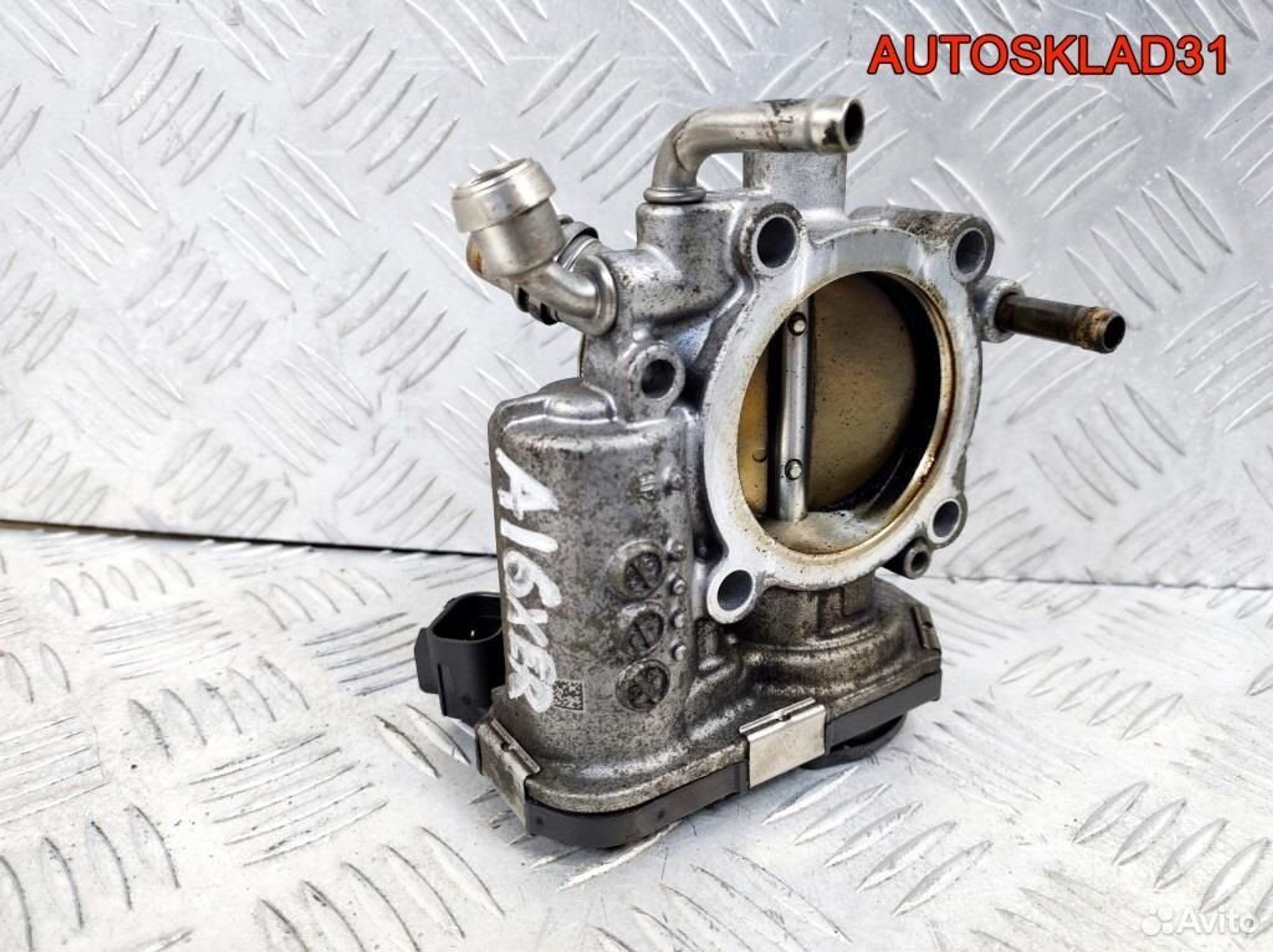 Заслонка дроссельная Opel Astra J A16XER 55561495, 8100 рублей, Дубовое