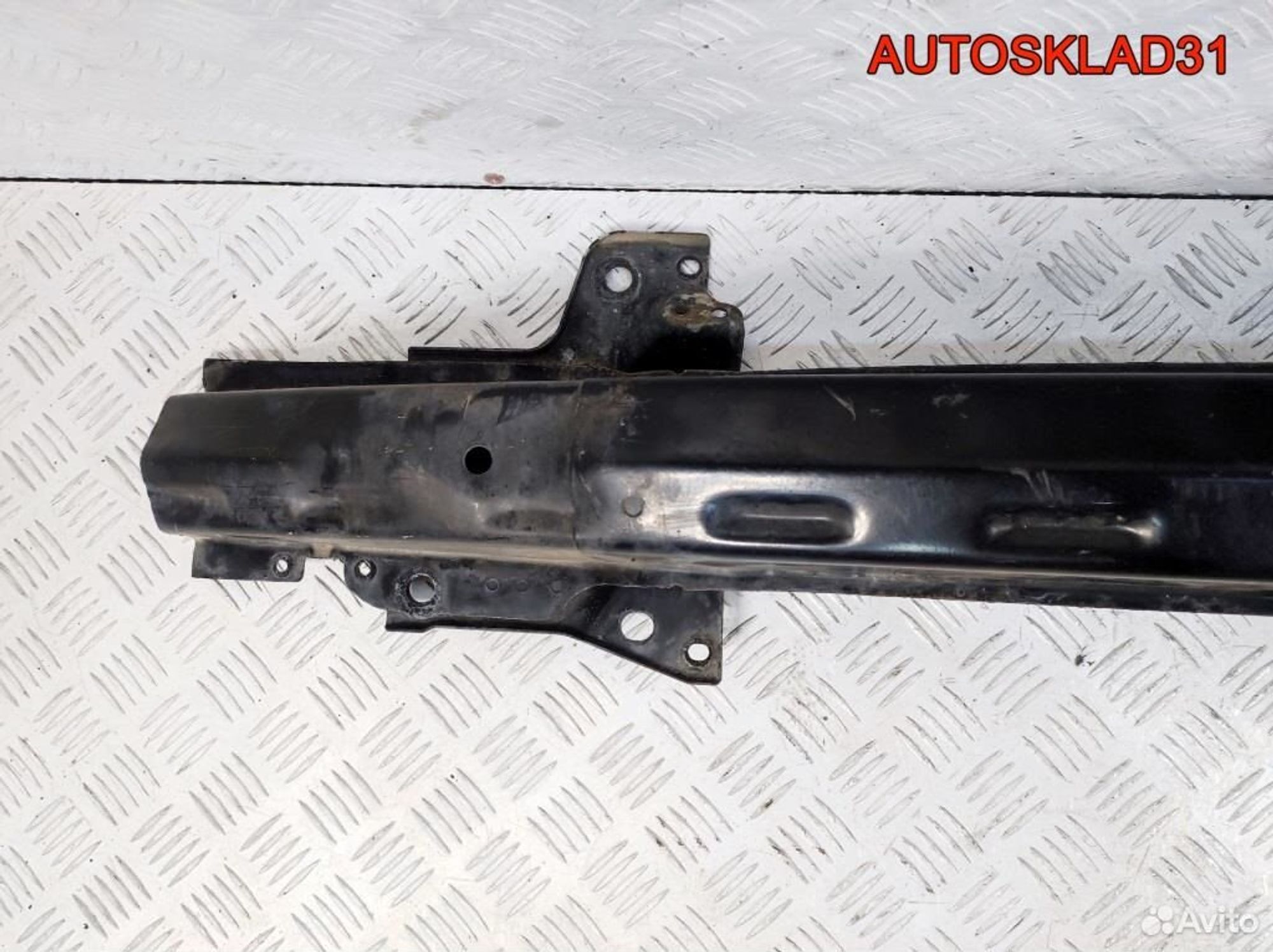 Усилитель переднего бампера VW Golf 4 1J0806635A, 1500 рублей, Дубовое