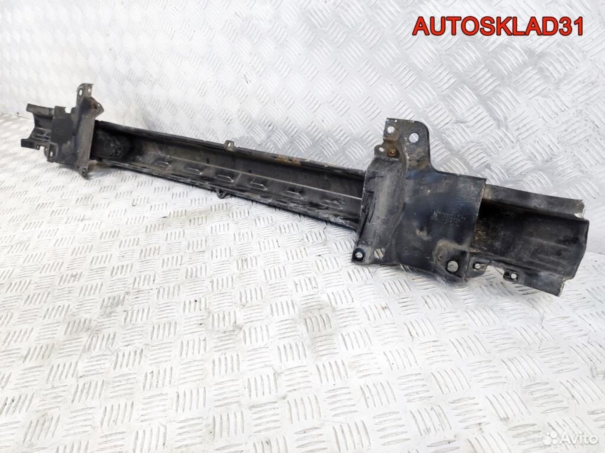 Усилитель переднего бампера VW Golf 4 1J0806635A, 1500 рублей, Дубовое