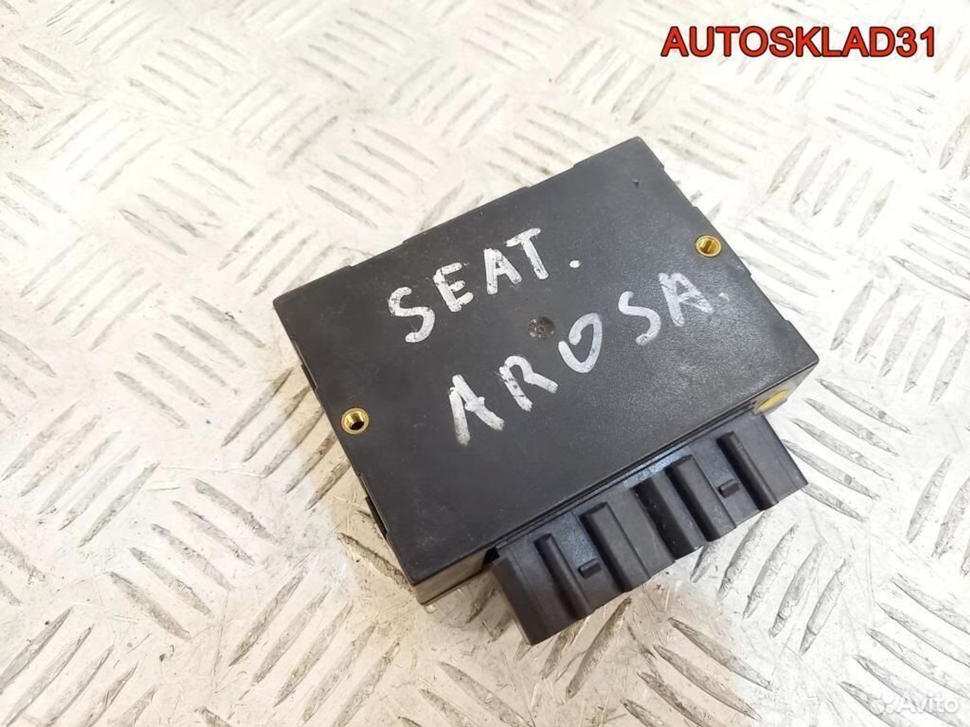 Блок комфорта Seat Arosa 1997-2004 1J0962258, 2500 рублей, Дубовое