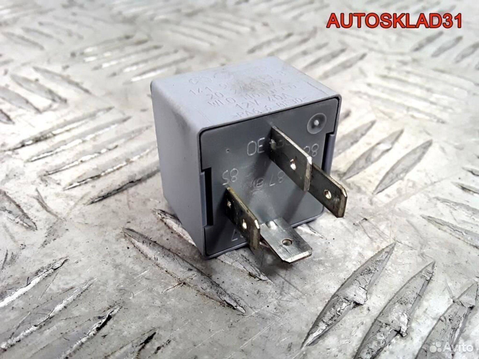 Реле включения вентилятора Audi A2 141951253B, 600 рублей, Дубовое