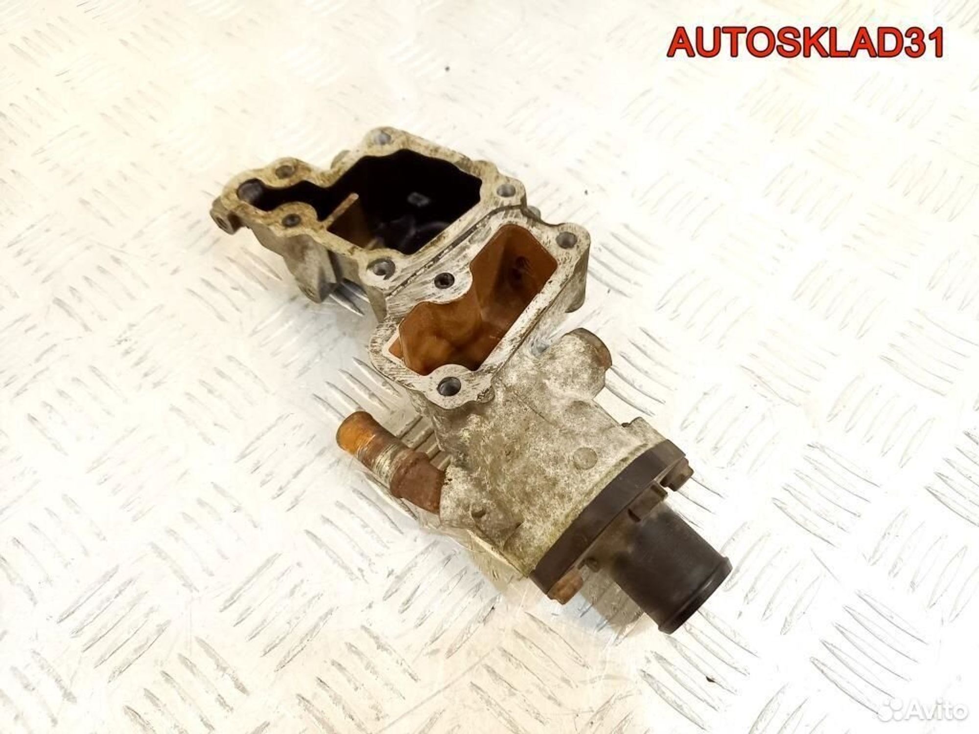 Корпус термостата Peugeot 206 1,1 HFX 963470580, 2100 рублей, Дубовое