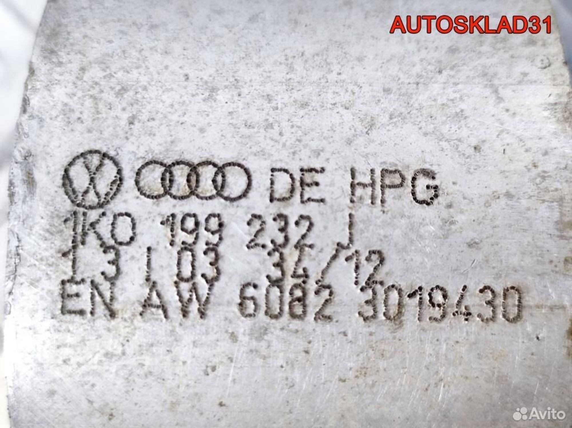 Рычаг передний правый VW Touran 2,0 BSX 1K0407153G, 3200 рублей, Дубовое