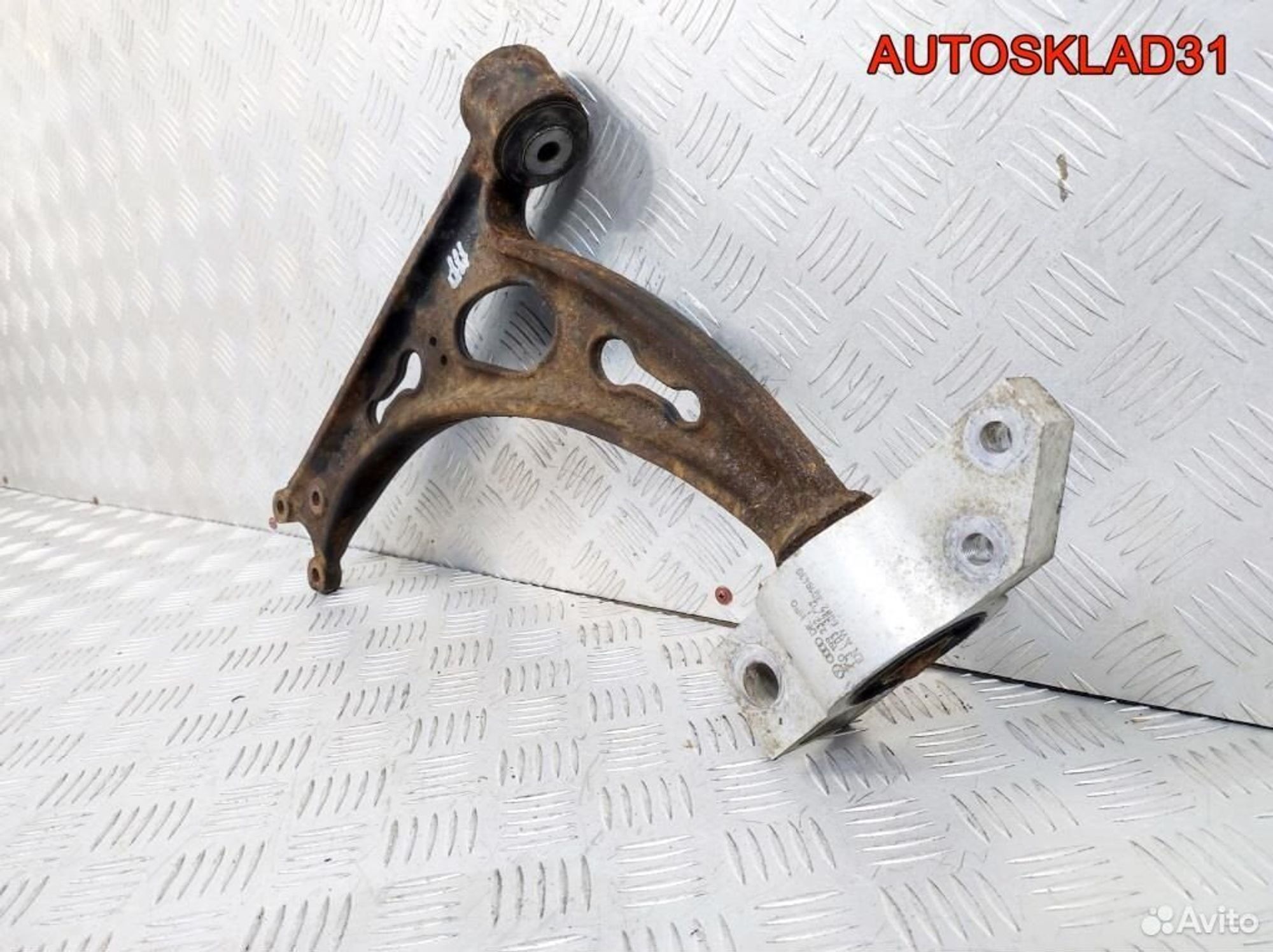 Рычаг передний правый VW Touran 2,0 BSX 1K0407153G, 3200 рублей, Дубовое