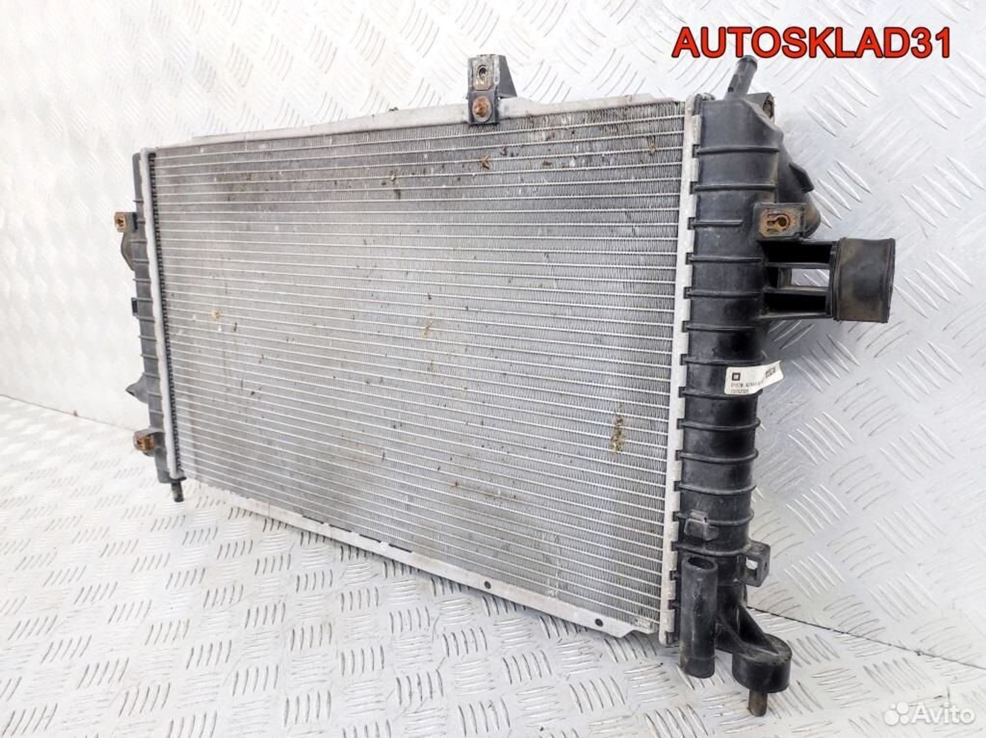 Радиатор основной Opel Astra H Z19DTH 13152320, 3600 рублей, Дубовое