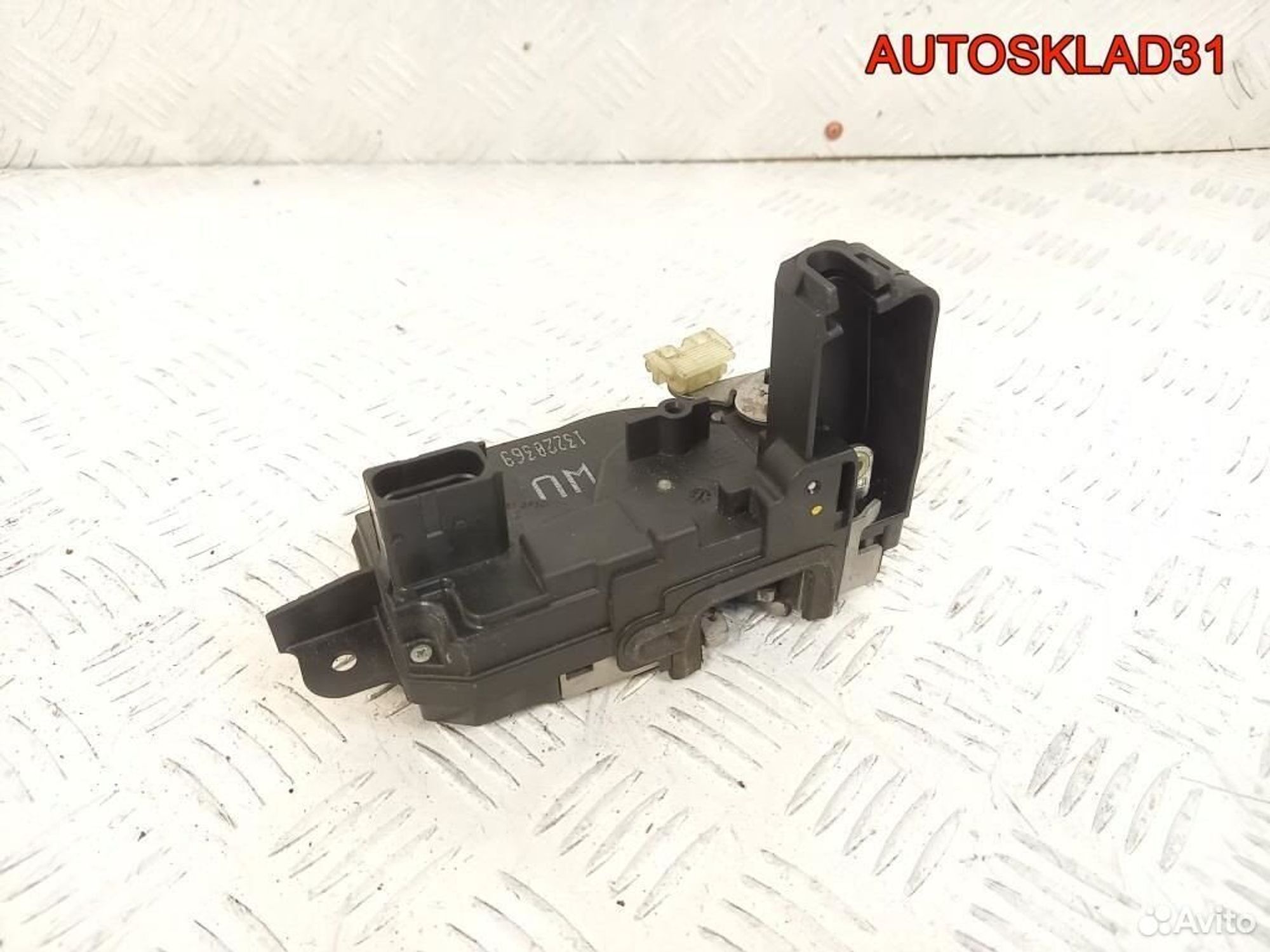 Замок двери передней левой Opel Astra H 13220369, 1100 рублей, Дубовое