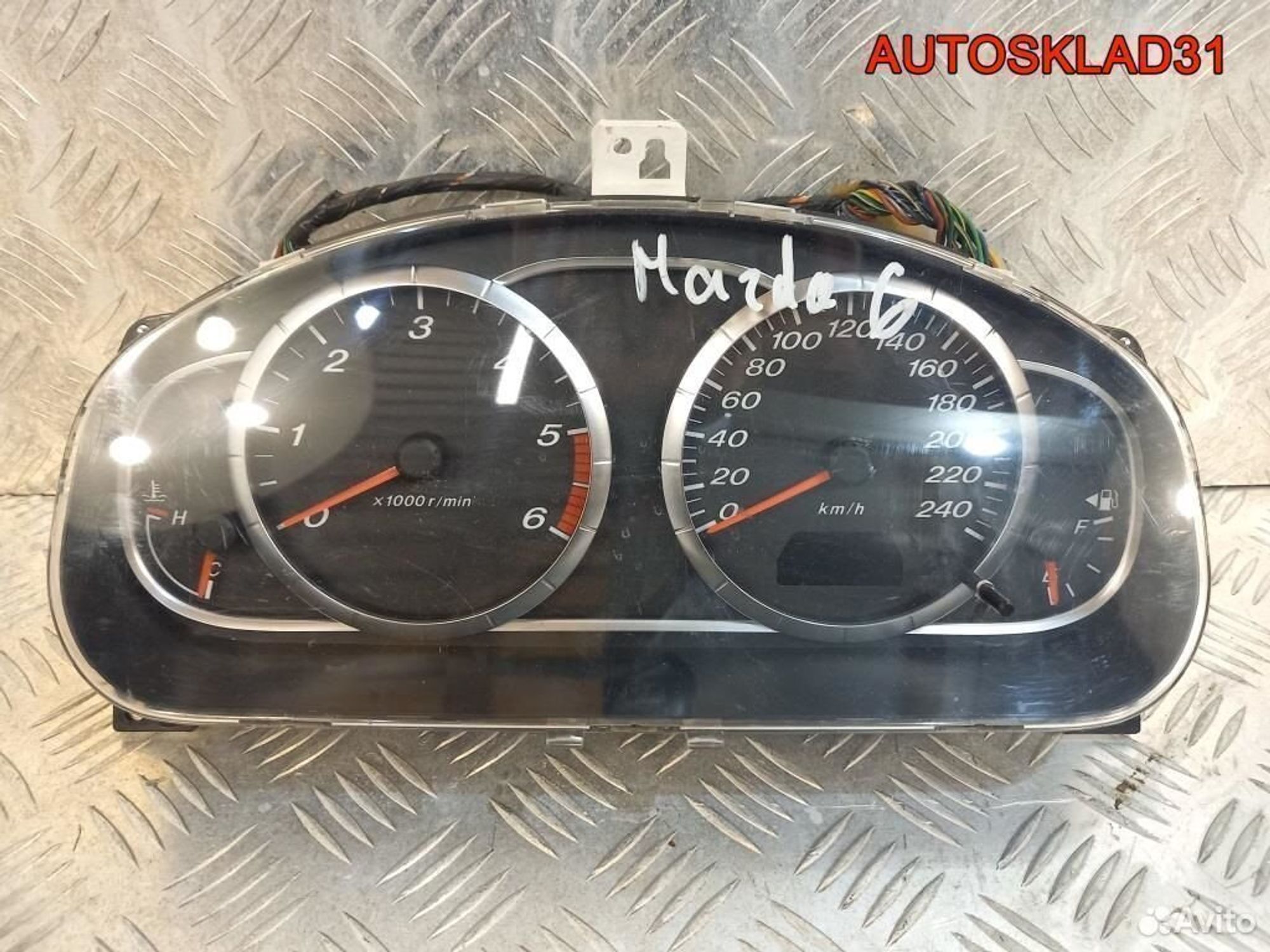 Панель приборов Mazda 6 GG 52GR1NA Дизель, 4100 рублей, Дубовое