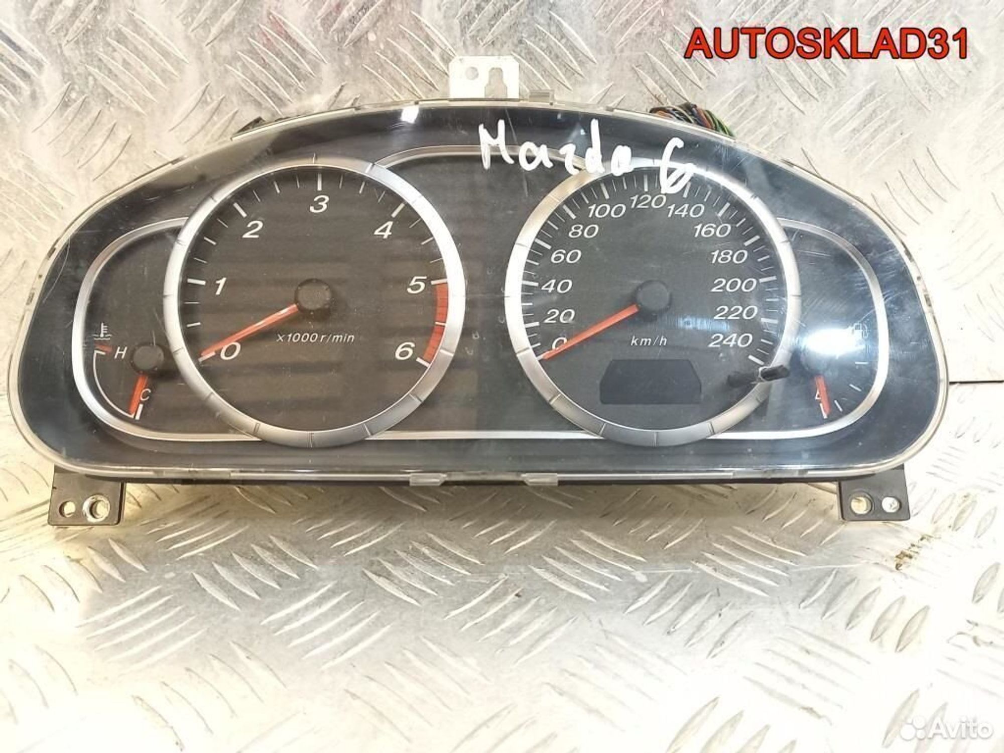 Панель приборов Mazda 6 GG 52GR1NA Дизель, 4100 рублей, Дубовое