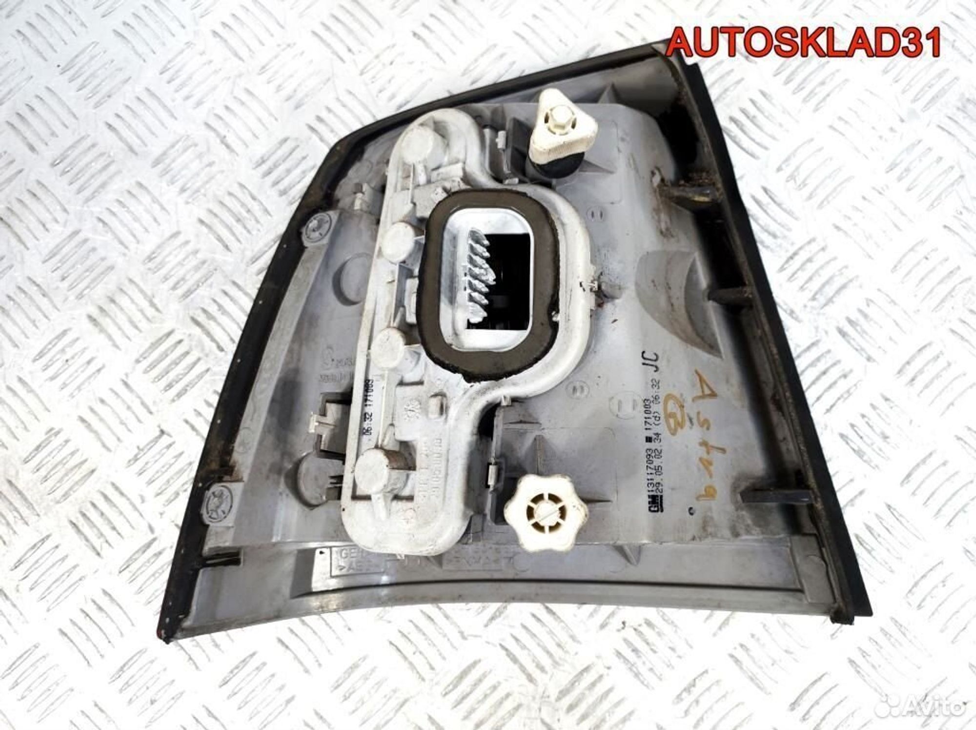 Фонарь задний правый Opel Astra G 13117093 Хэтчбэк, 1800 рублей, Дубовое