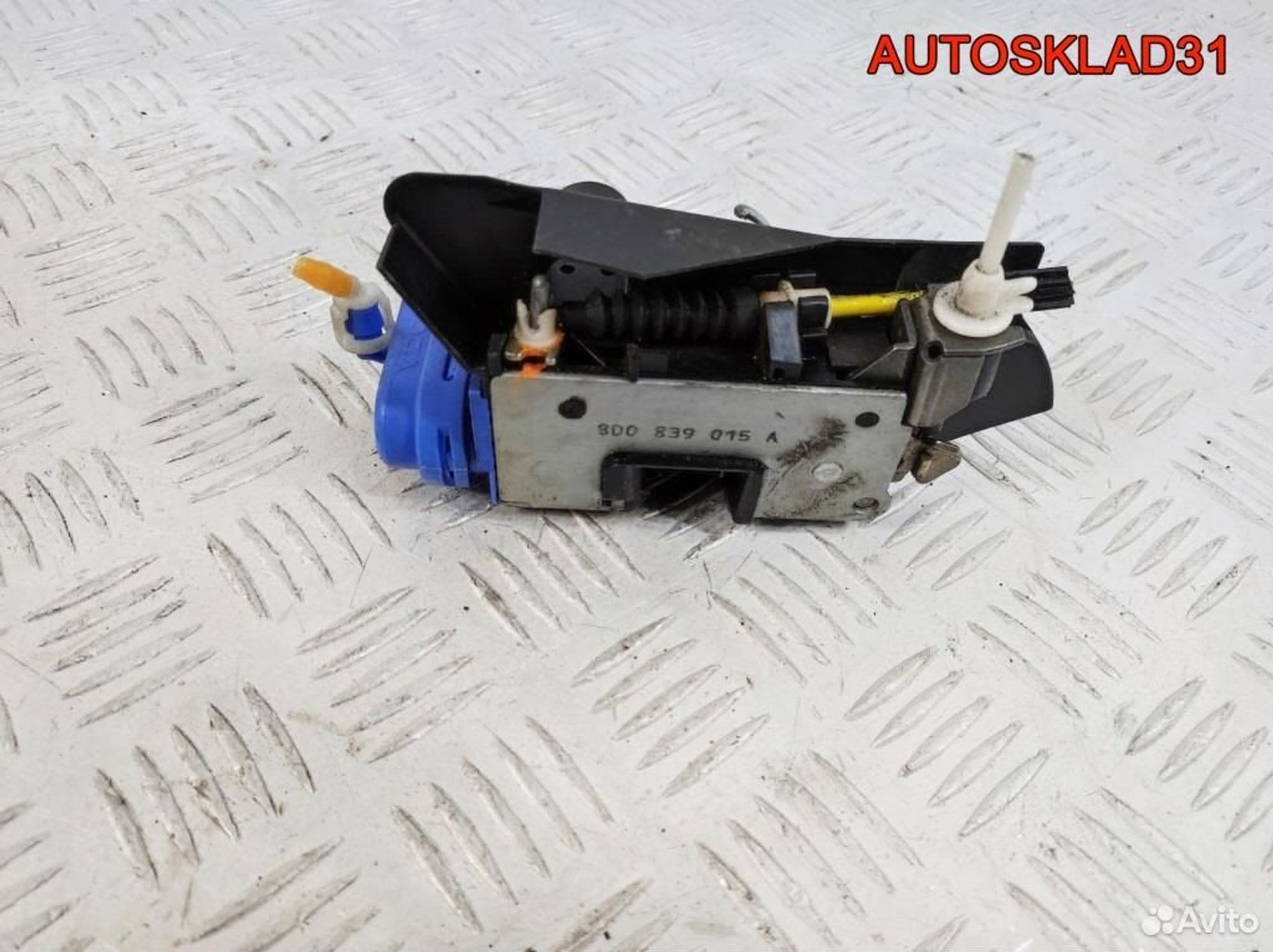 Замок двери задней левой Audi A4 B5 8D0839015A, 1400 рублей, Дубовое