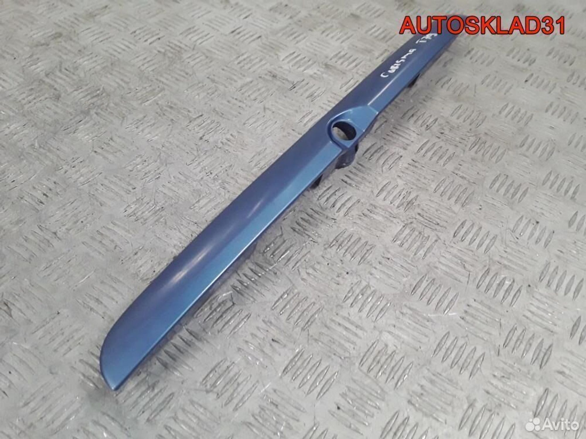 Накладка крышки багажника Mitsubishi Carisma DA, 1100 рублей, Дубовое