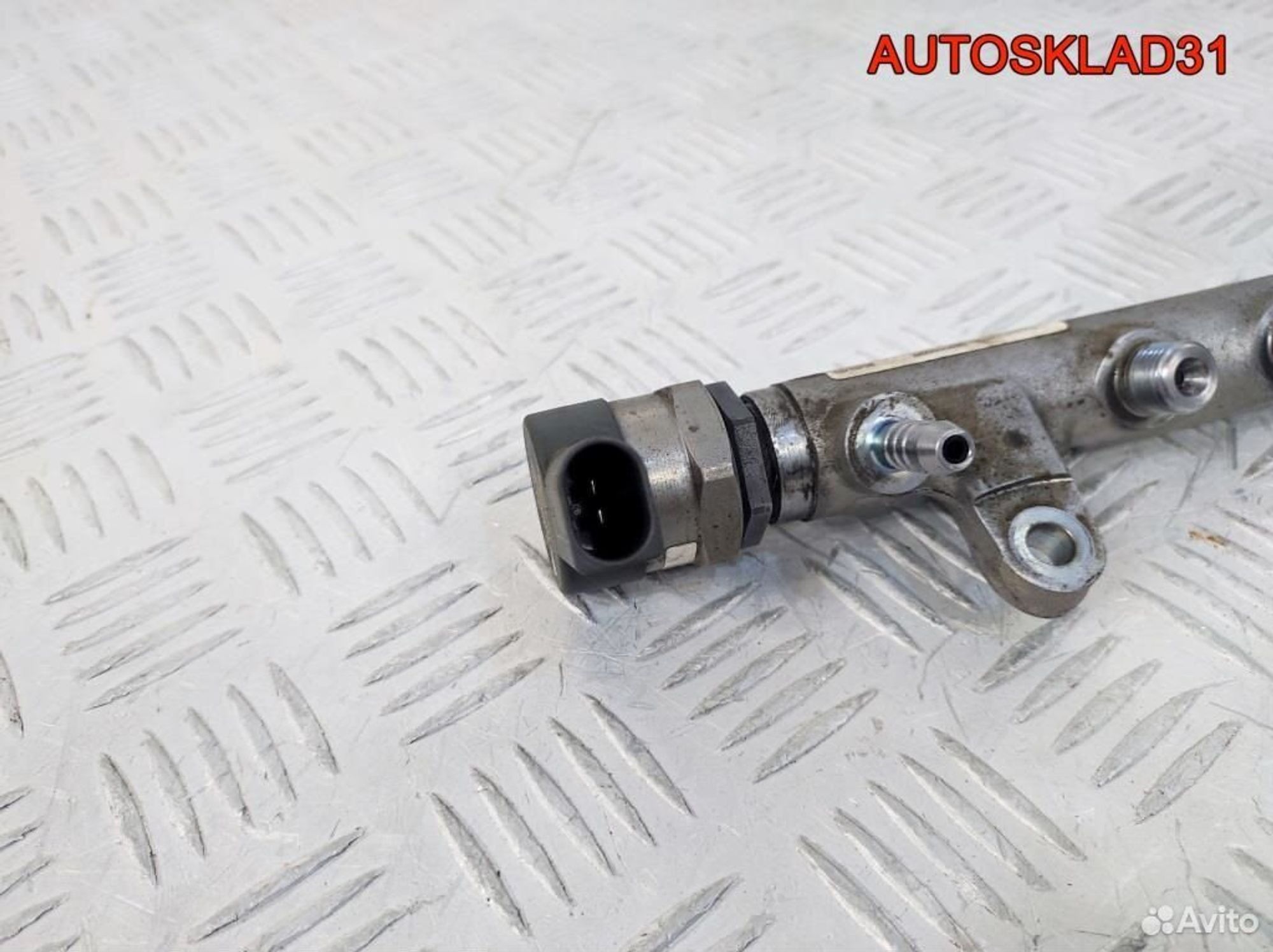 Рейка топливная Volkswagen Passat B6 03L130089, 3300 рублей, Дубовое