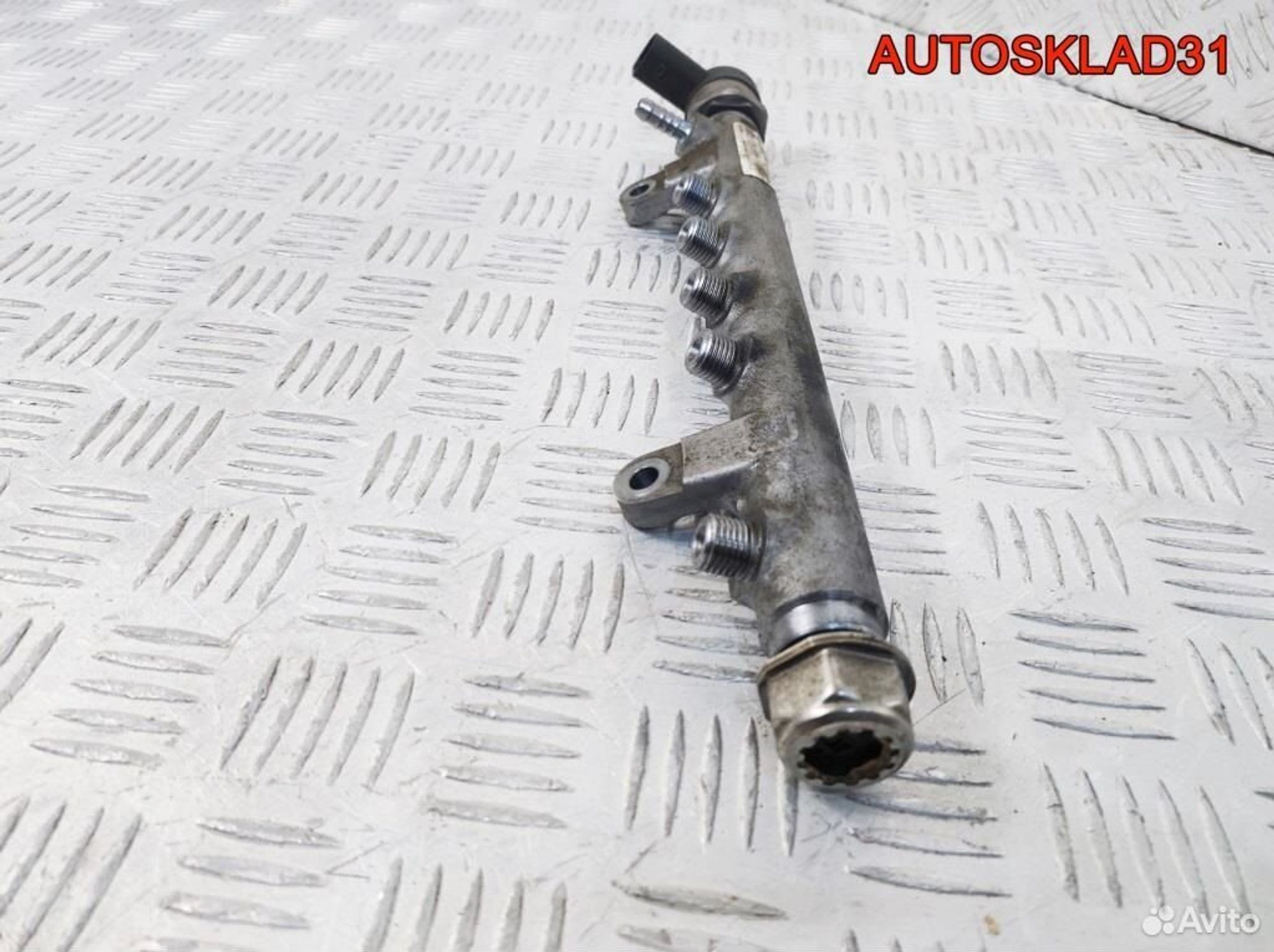 Рейка топливная Volkswagen Passat B6 03L130089, 3300 рублей, Дубовое