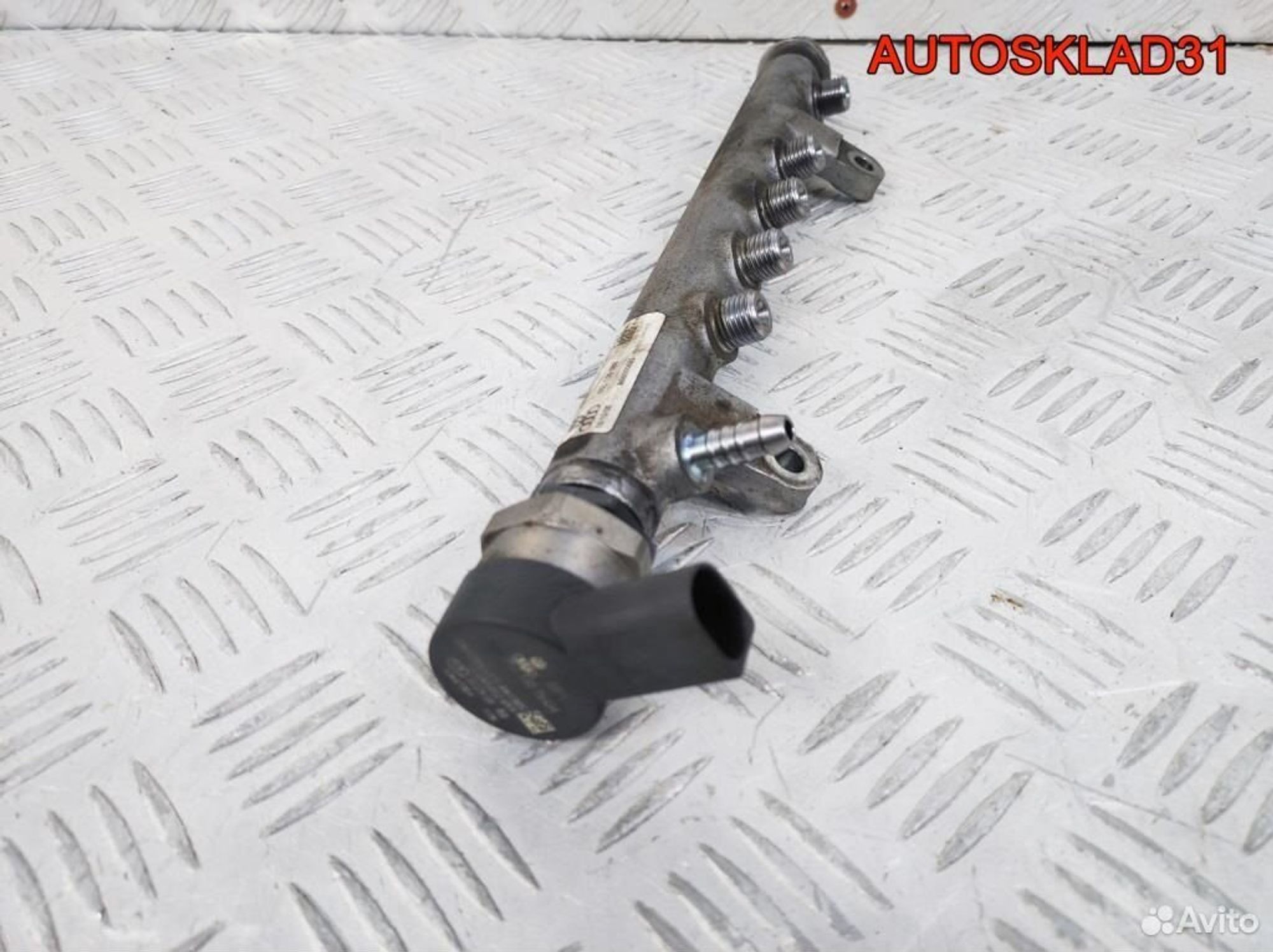 Рейка топливная Volkswagen Passat B6 03L130089, 3300 рублей, Дубовое