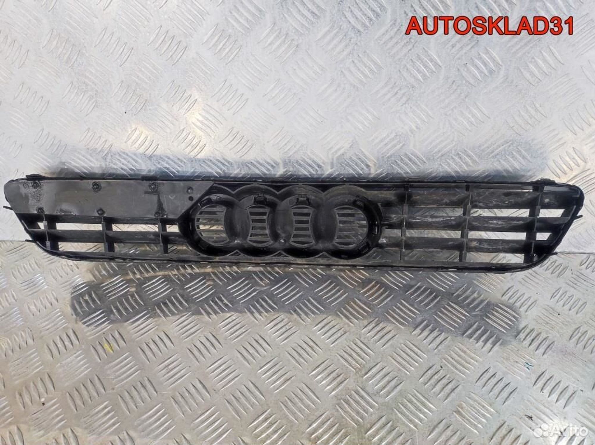 Решетка радиатора Audi A3 8L 8L0807683, 2600 рублей, Дубовое