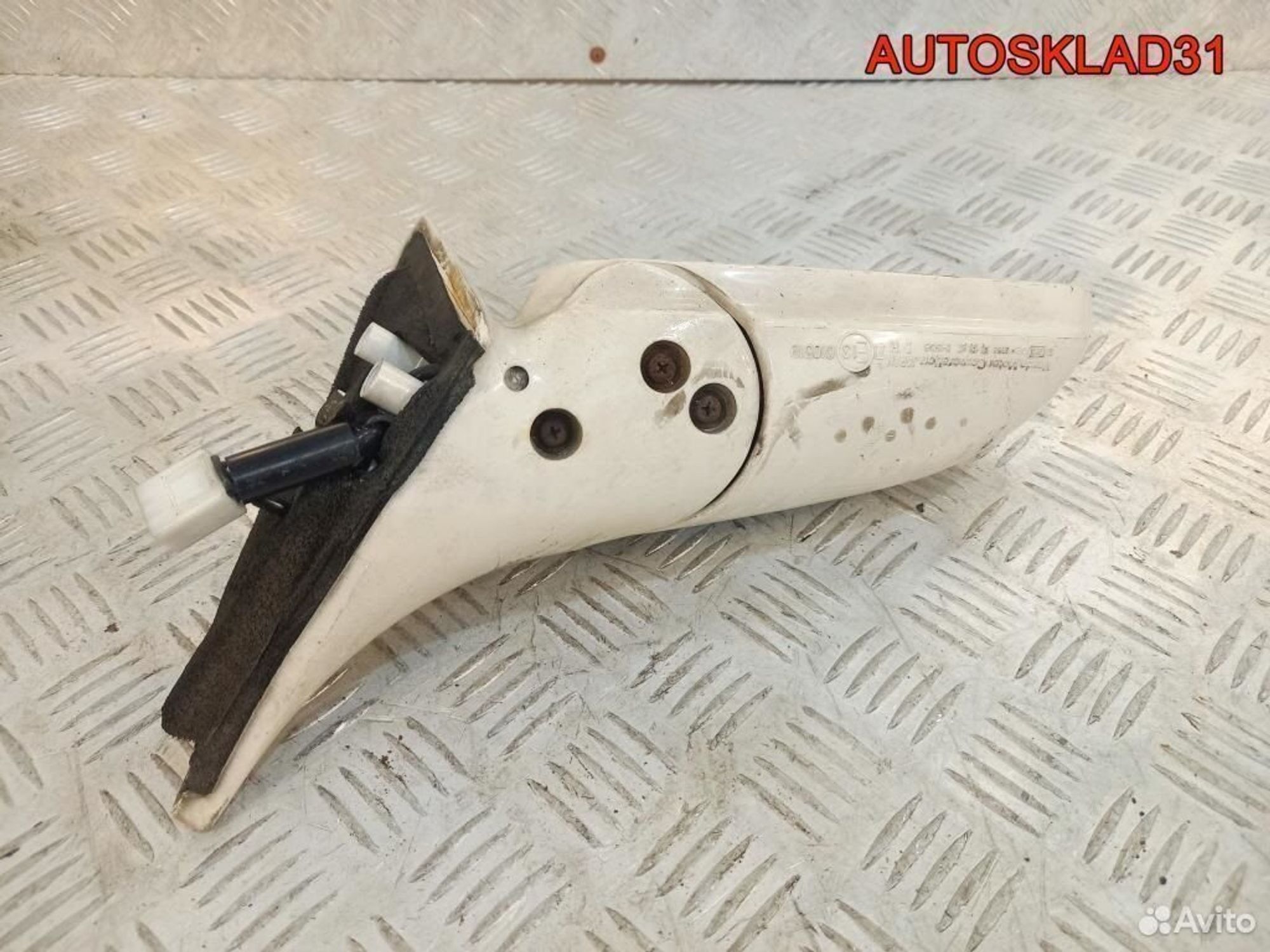 Зеркало правое электрическое Mazda 626 GE Хетчбэк, 1800 рублей, Дубовое