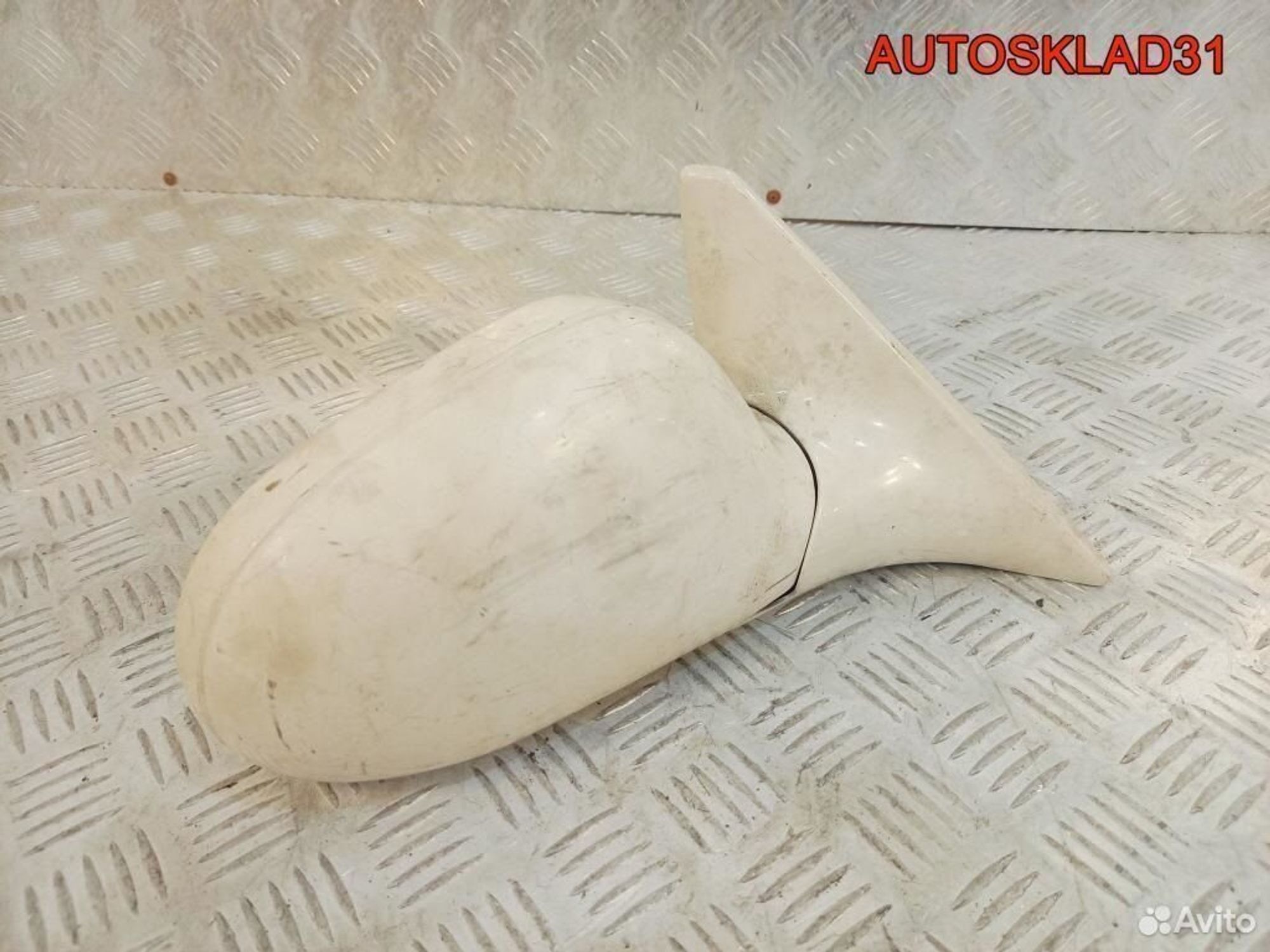 Зеркало правое электрическое Mazda 626 GE Хетчбэк, 1800 рублей, Дубовое