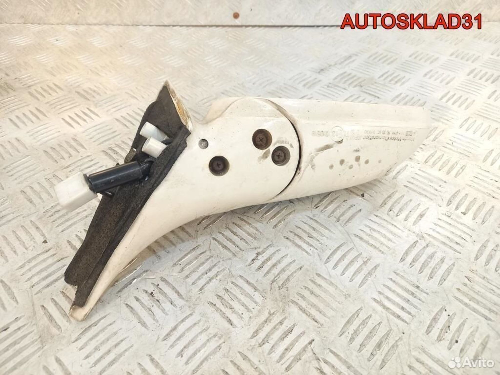 Зеркало правое электрическое Mazda 626 GE Хетчбэк, 1800 рублей, Дубовое