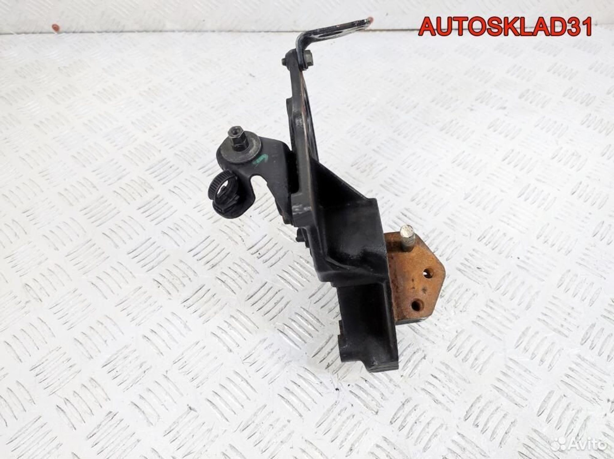 Кронштейн тнвд Volvo V40 F9Q P50150234, 1300 рублей, Дубовое