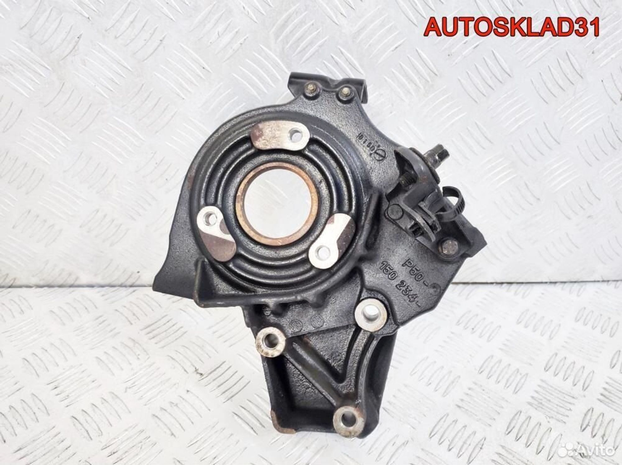 Кронштейн тнвд Volvo V40 F9Q P50150234, 1300 рублей, Дубовое