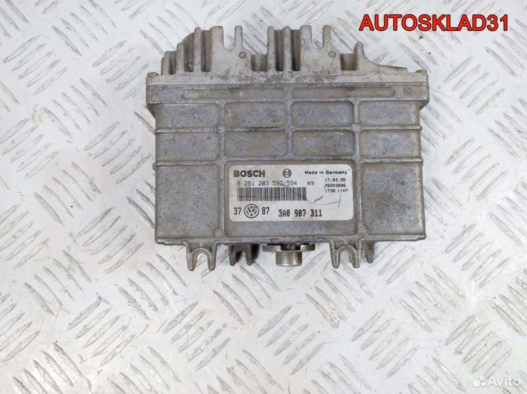 Блок эбу Vоlkswagеn Golf 3 1.8 ADZ 3A0907311 Бензин, 1000 рублей, Дубовое