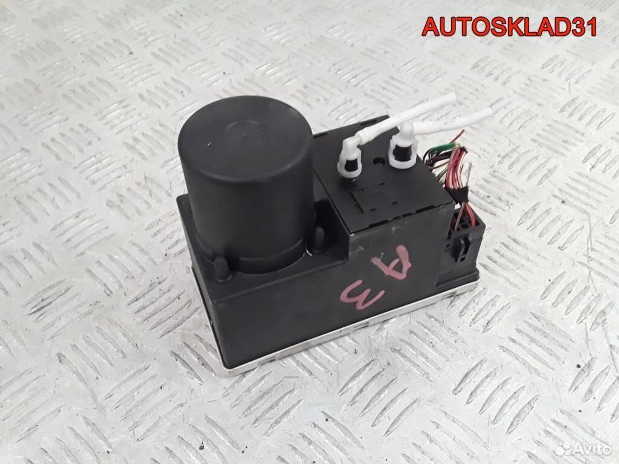 Компрессор центрального замка Audi A3 8L0862257K, 8500 рублей, Дубовое