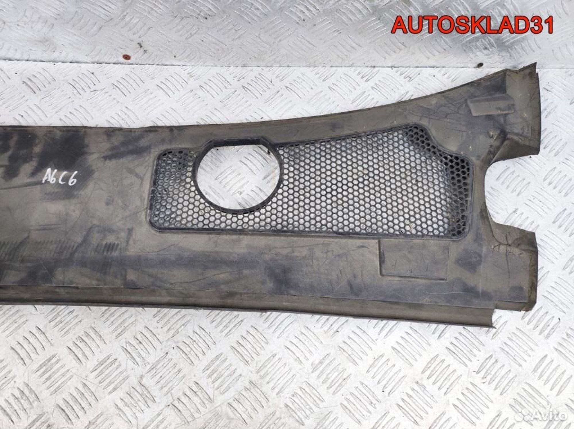 Решетка стеклоочистителя Audi A6 C6 4F1819447, 2100 рублей, Дубовое