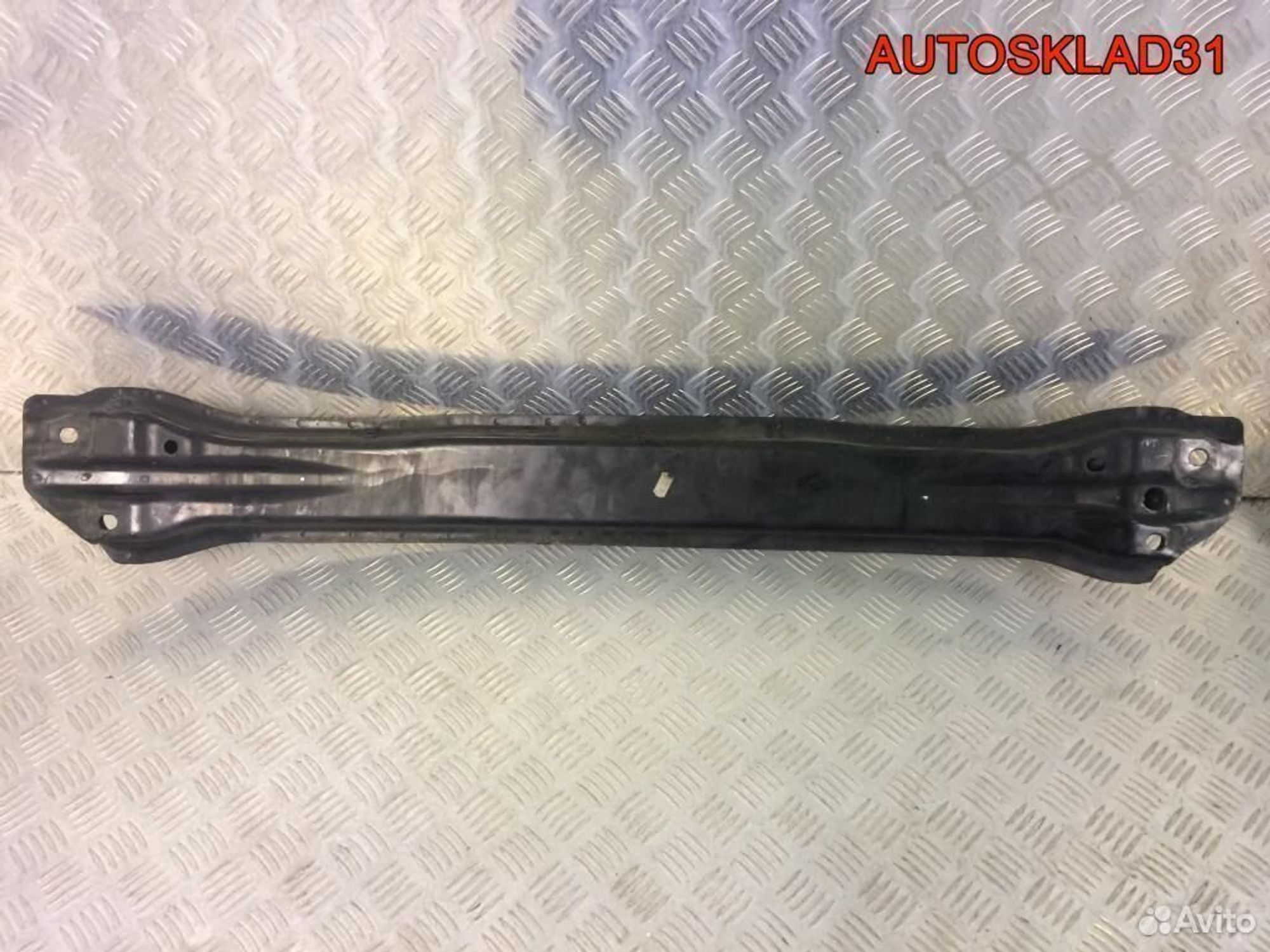 Усилитель переднего бампера Mitsubishi Colt 145799, 1100 рублей, Дубовое