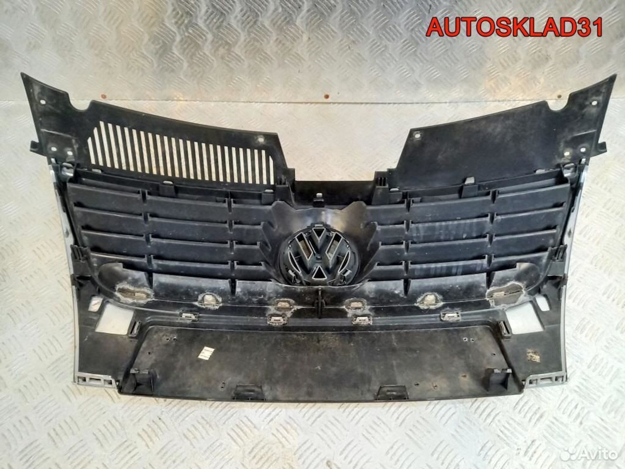 Решетка радиатора Volkswagen Passat B6 3C0853651, 6500 рублей, Дубовое
