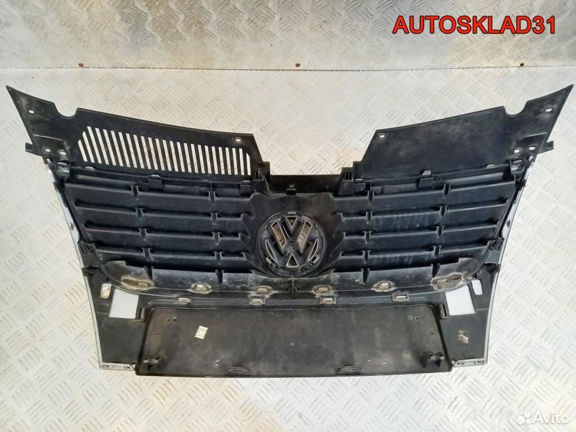 Решетка радиатора Volkswagen Passat B6 3C0853651, 6500 рублей, Дубовое