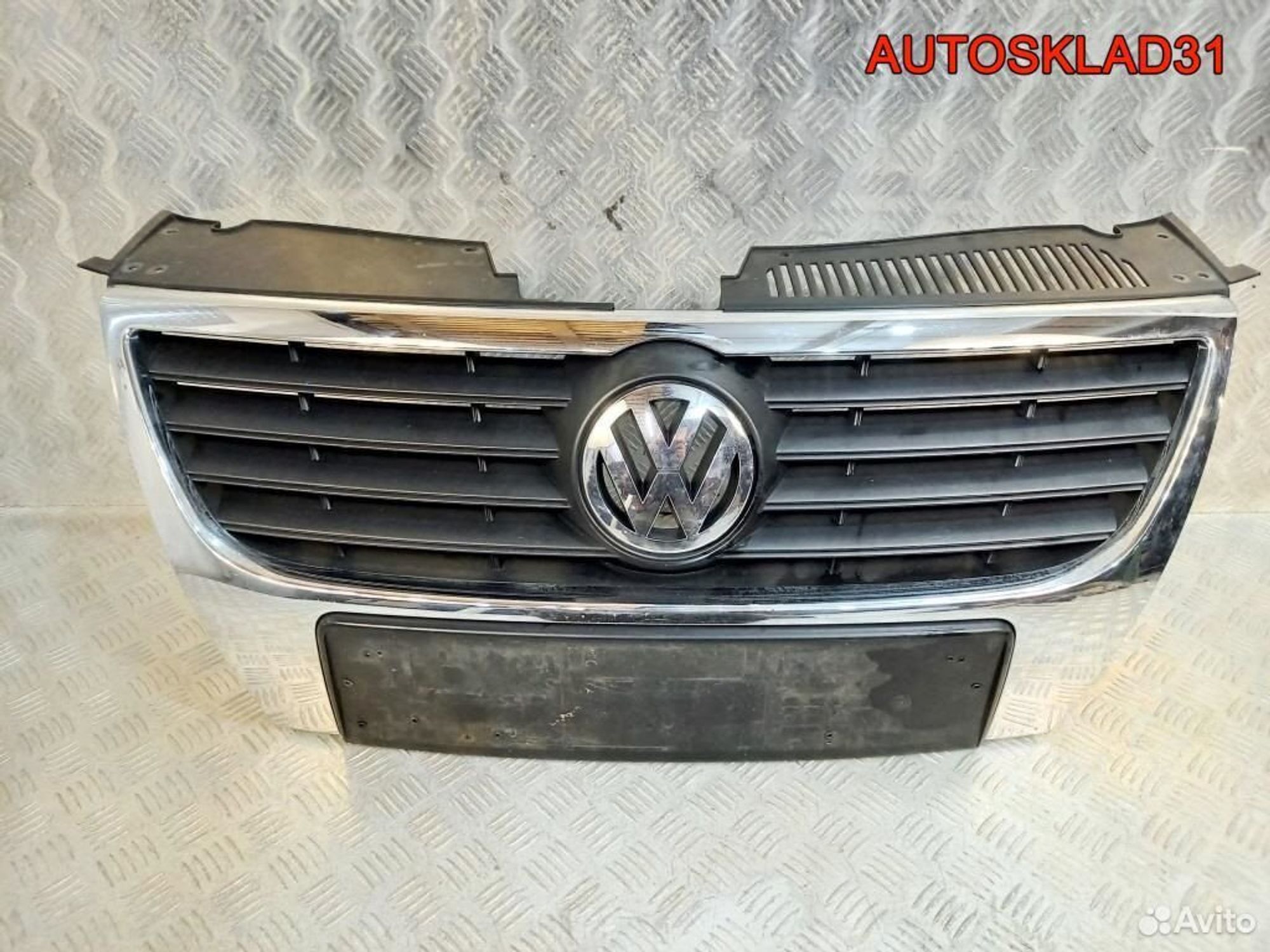 Решетка радиатора Volkswagen Passat B6 3C0853651, 6500 рублей, Дубовое
