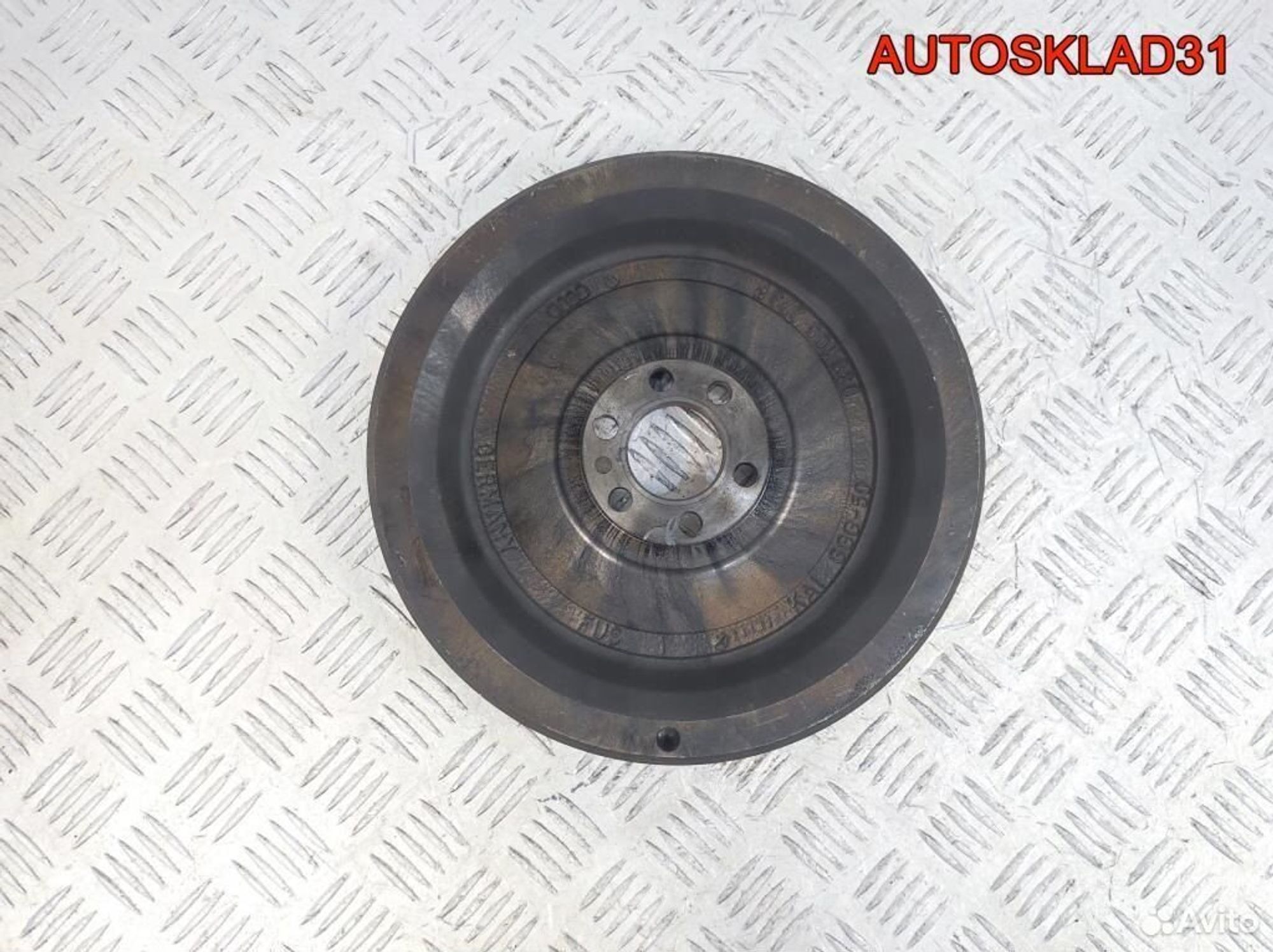 Маховик VW Golf 5 2.0 BDK 038105273F Дизель, 900 рублей, Дубовое