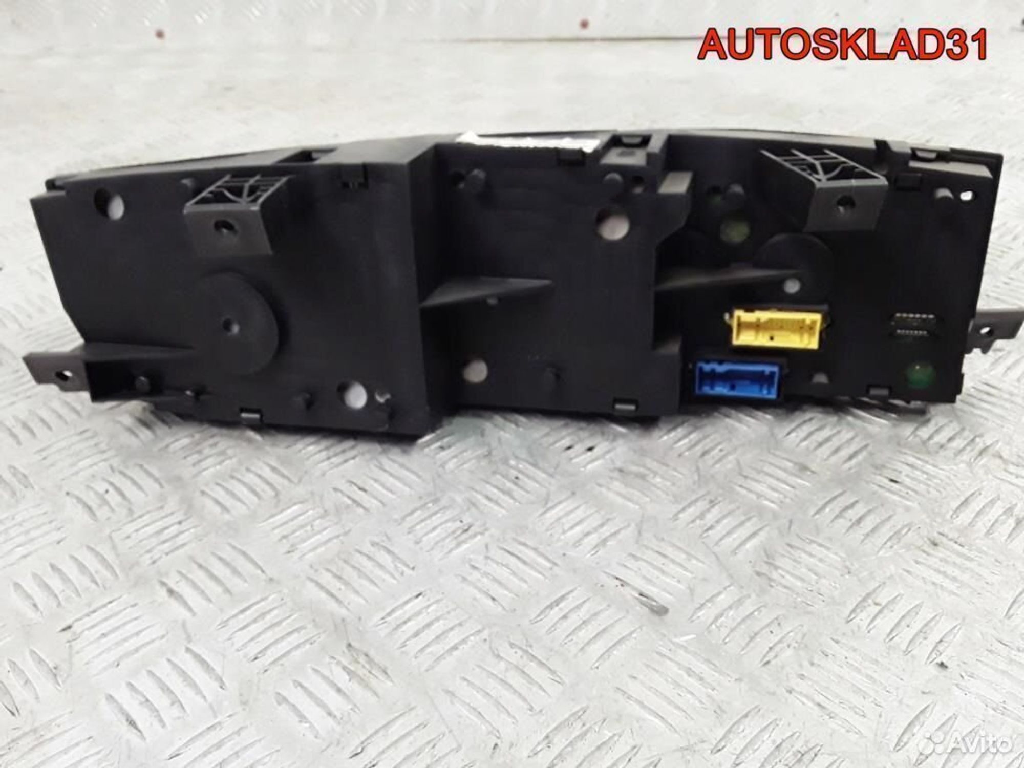 Панель приборов Nissan Primera P12E 24810AV603, 2600 рублей, Дубовое