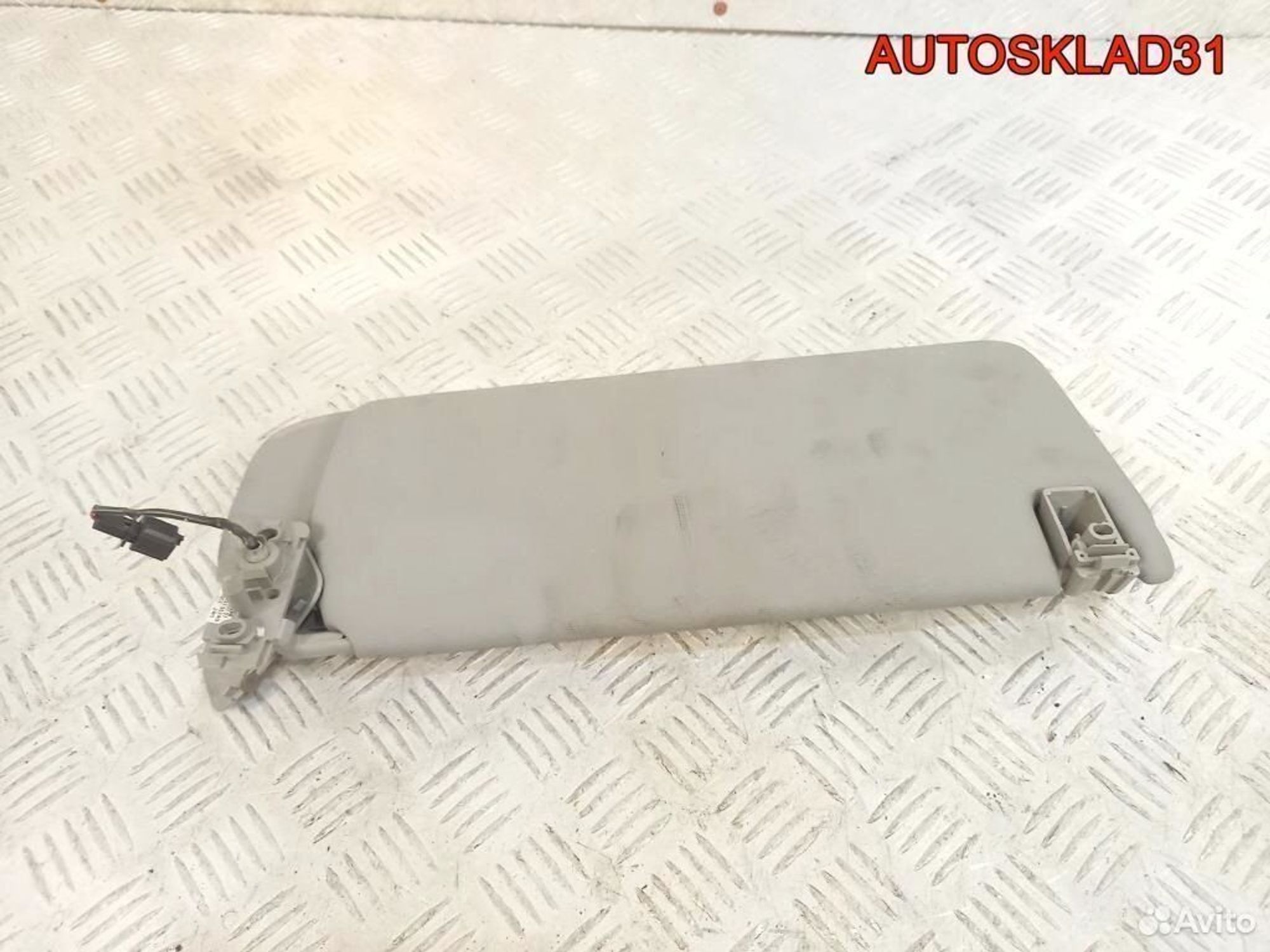 Козырек солнцезащитный правый VW Touareg 2002-2010, 1800 рублей, Дубовое