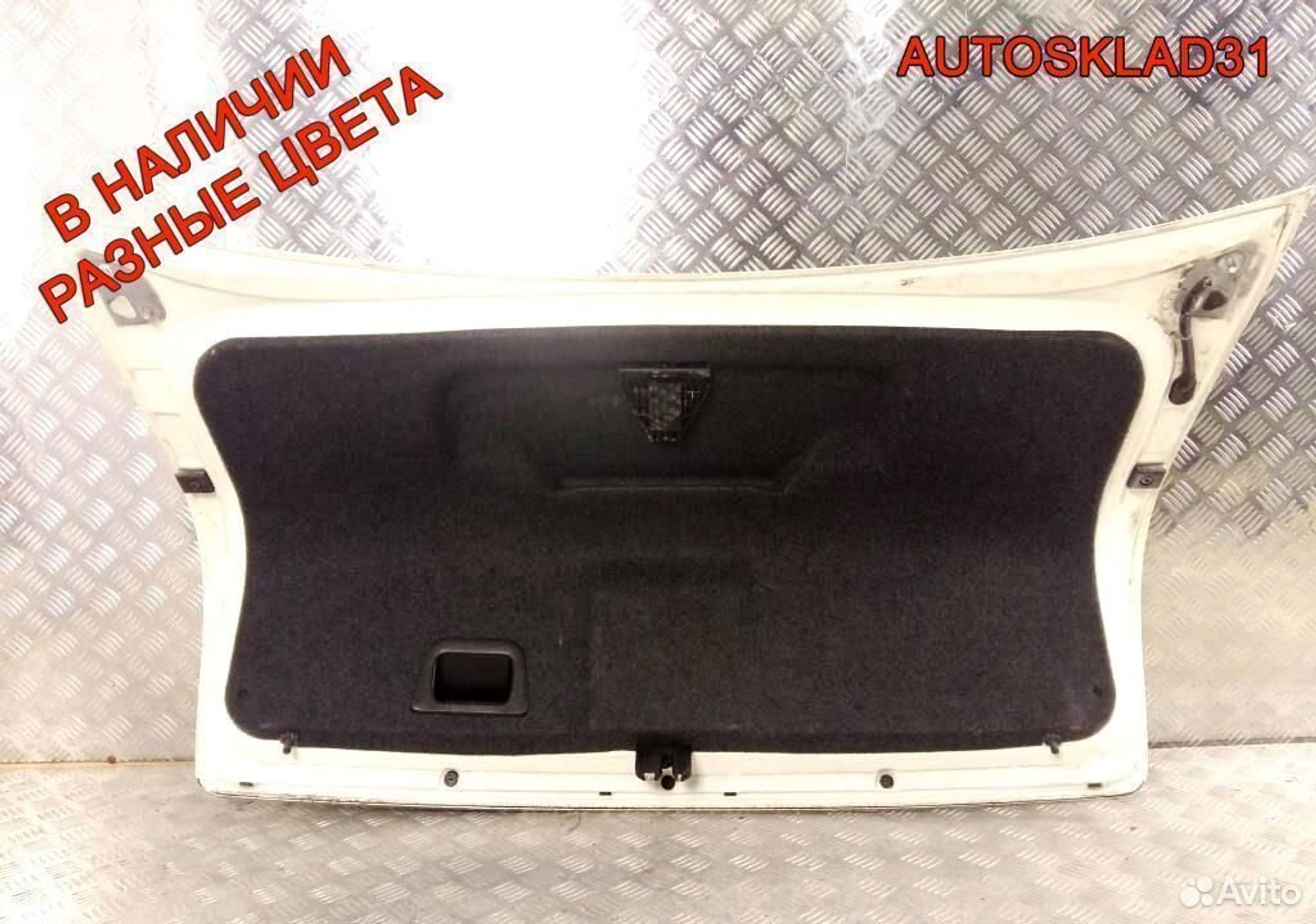 Крышка багажника Голая Audi A6 C5 4B5827023R Седан, 8100 рублей, Дубовое