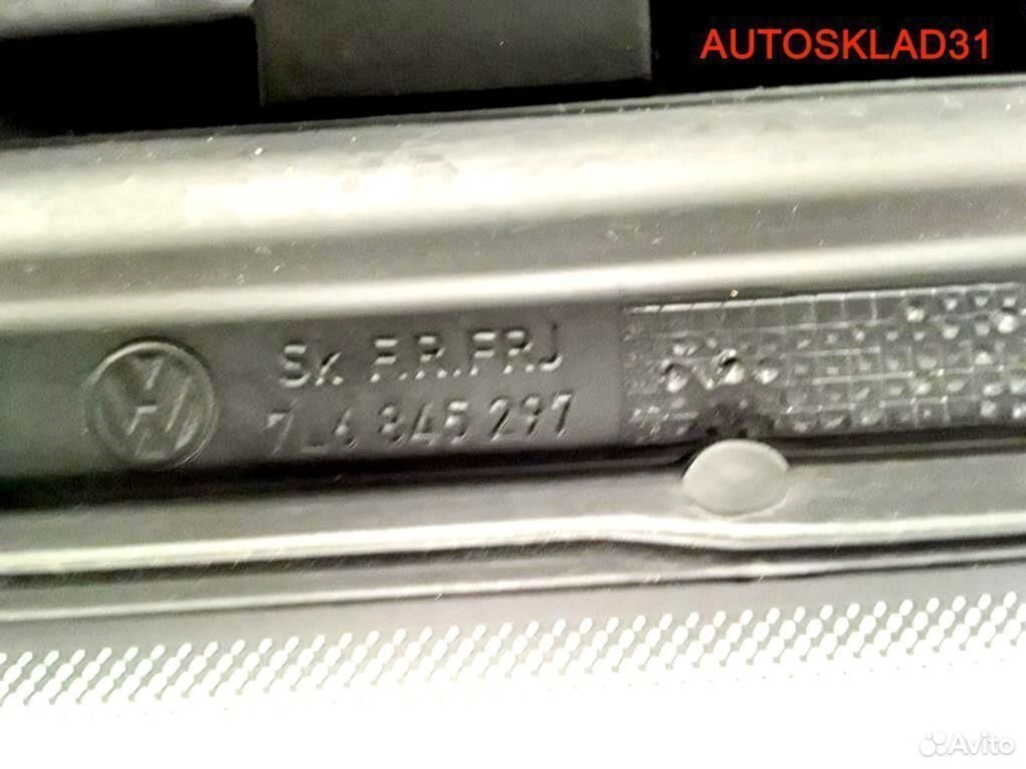 Стекло кузовное глухое левое VW Touareg 7L6845297, 2600 рублей, Дубовое