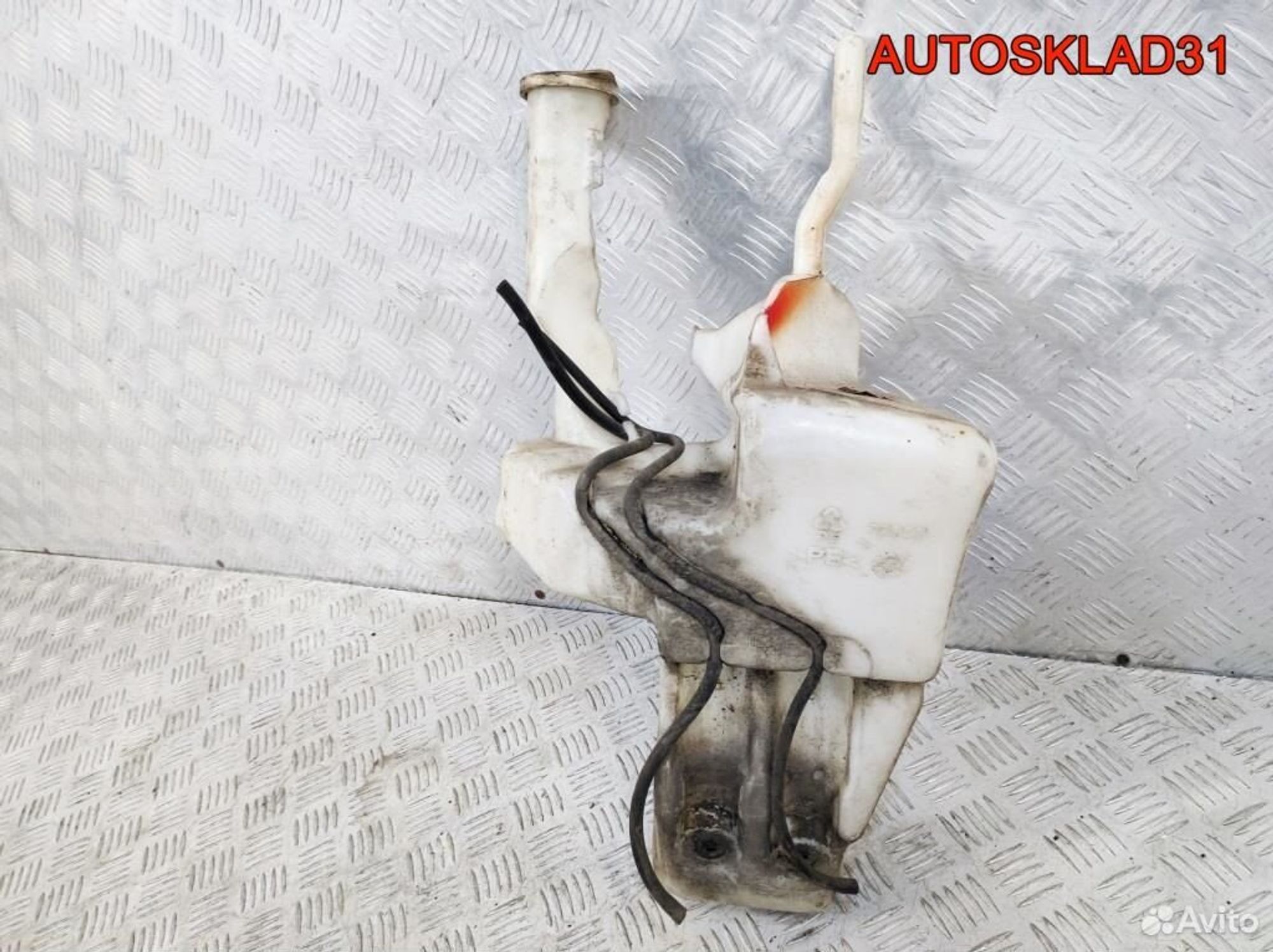 Бачок омывателя лобового стекла Mitsubishi Carisma, 1700 рублей, Дубовое