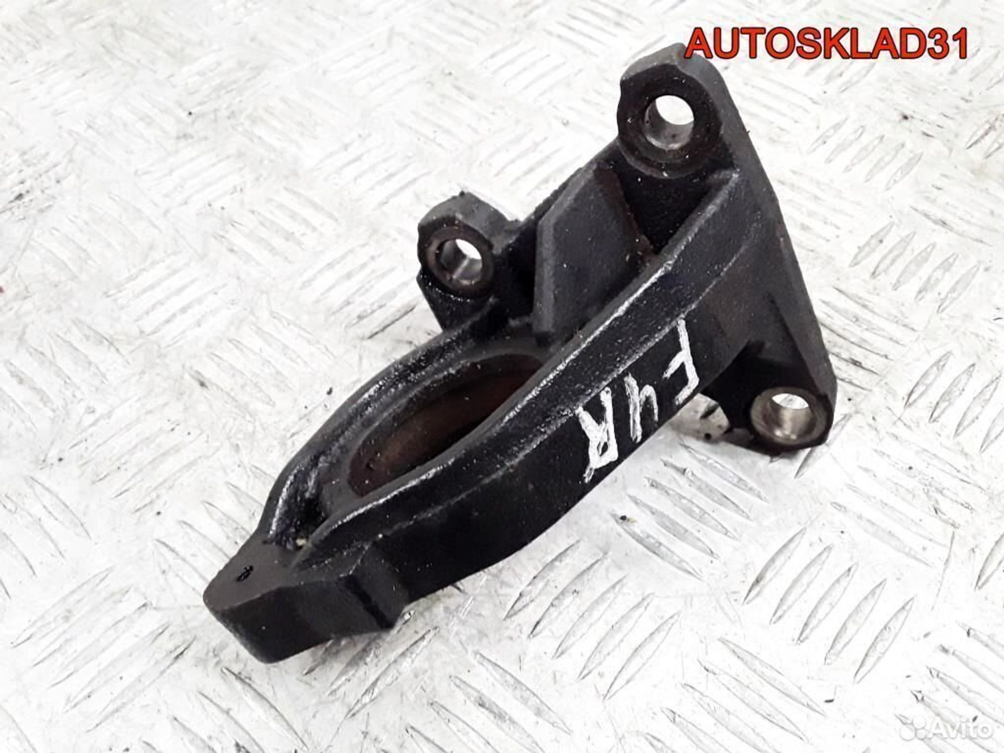 Кронштейн промвала Renault Espace 4 F4R 8200133381, 1800 рублей, Дубовое