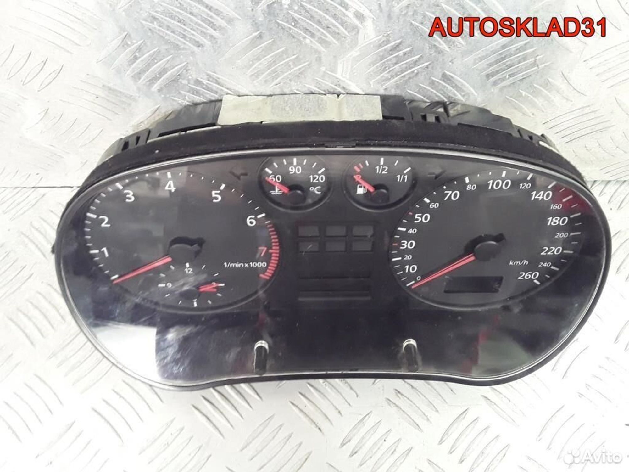 Панель приборов Audi A3 8L 8L0919860E Бензин, 3200 рублей, Дубовое