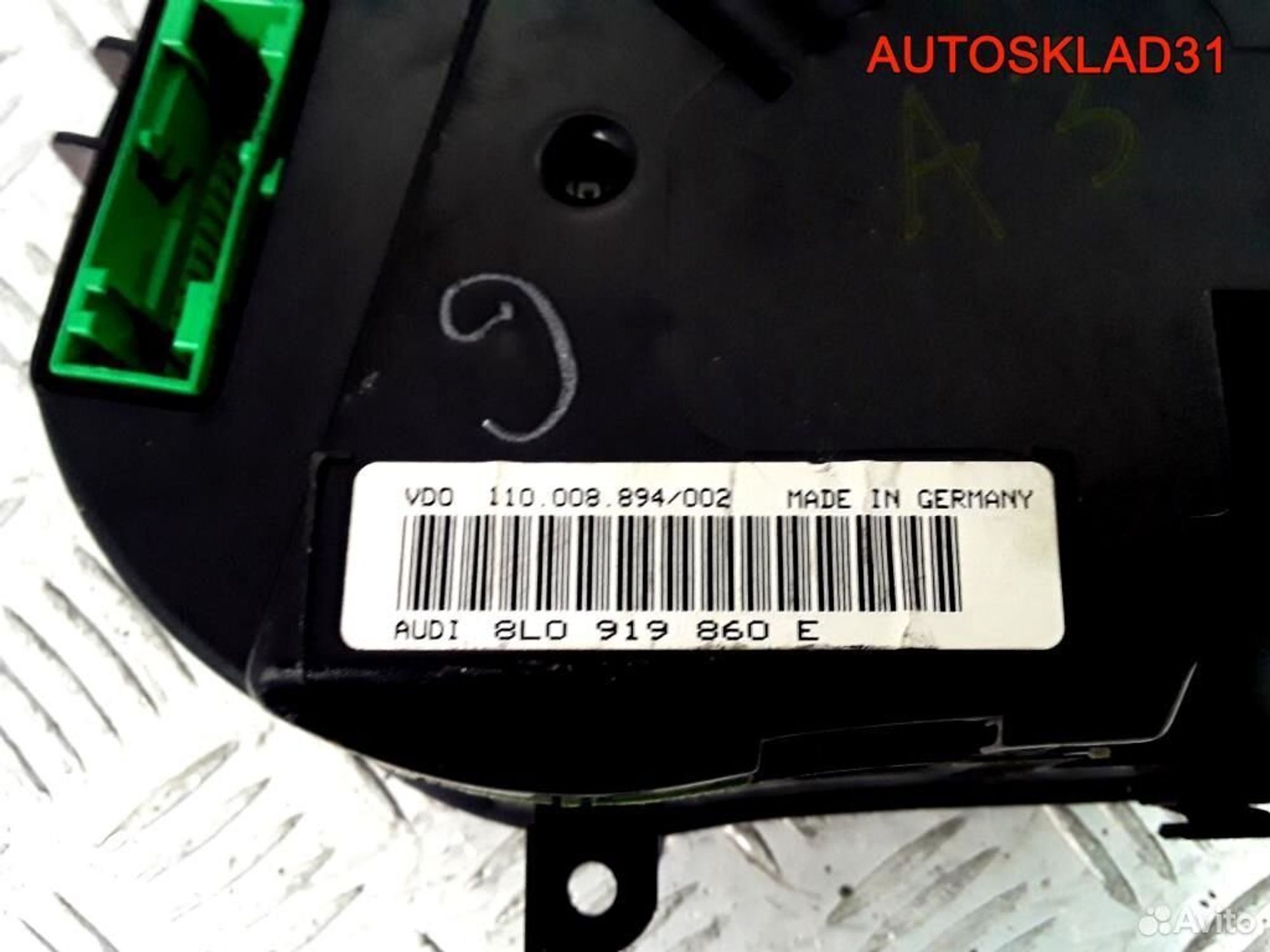 Панель приборов Audi A3 8L 8L0919860E Бензин, 3200 рублей, Дубовое