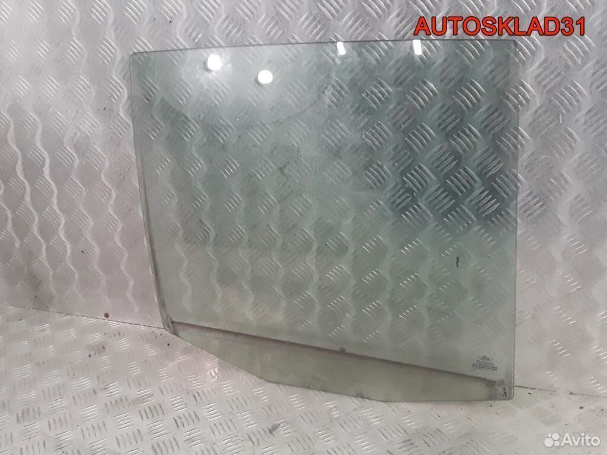 Стекло двери задней правой Ford Fusion 1214358, 1700 рублей, Дубовое