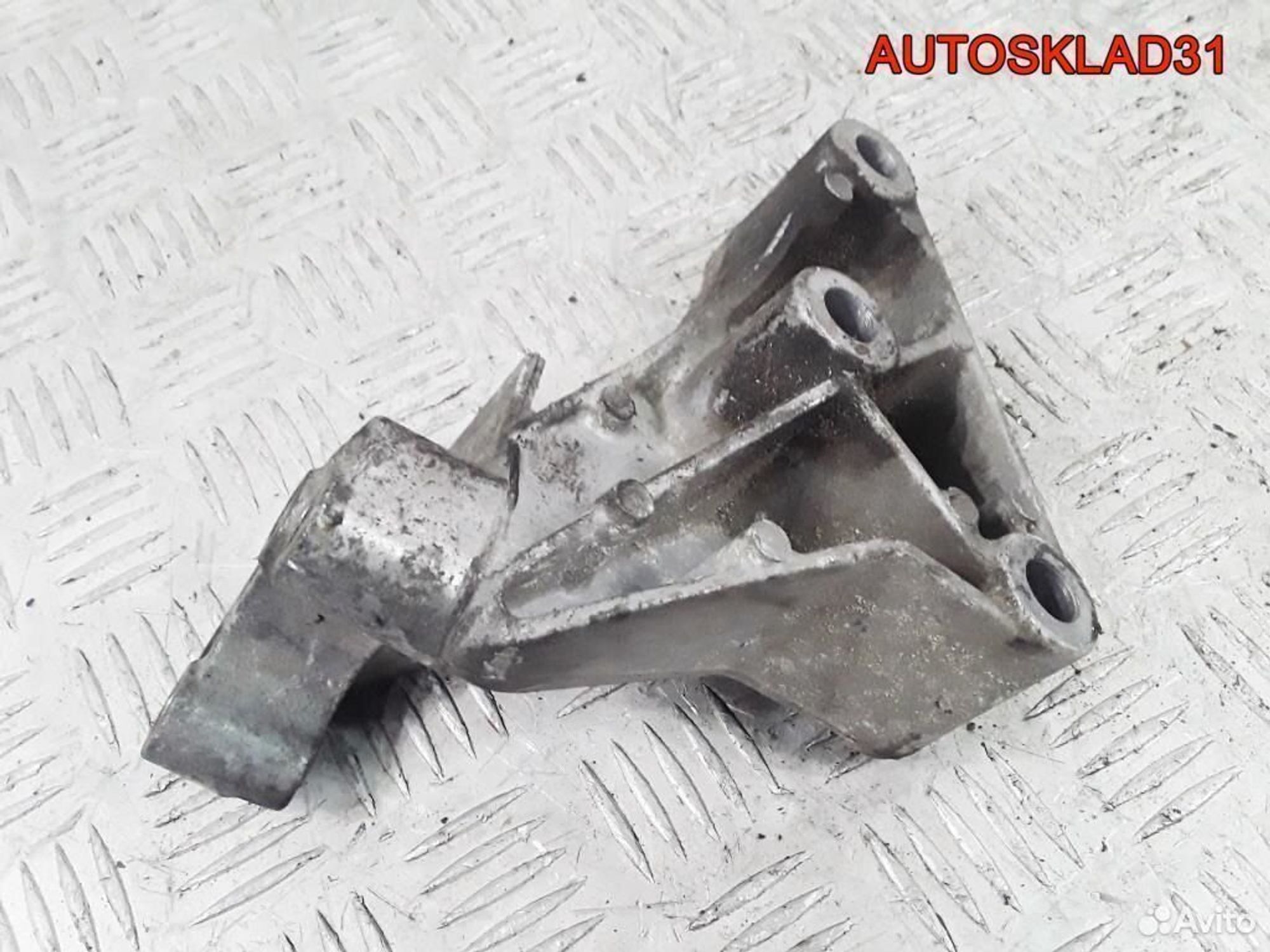 Кронштейн кпп Opel Vectra B 90496729, 900 рублей, Дубовое