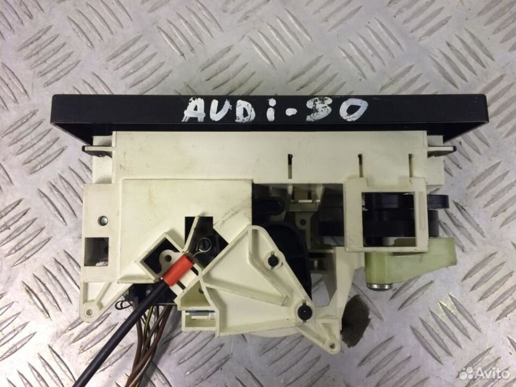 Блок управления печкой Audi 80 B3 893819045A, 3600 рублей, Дубовое