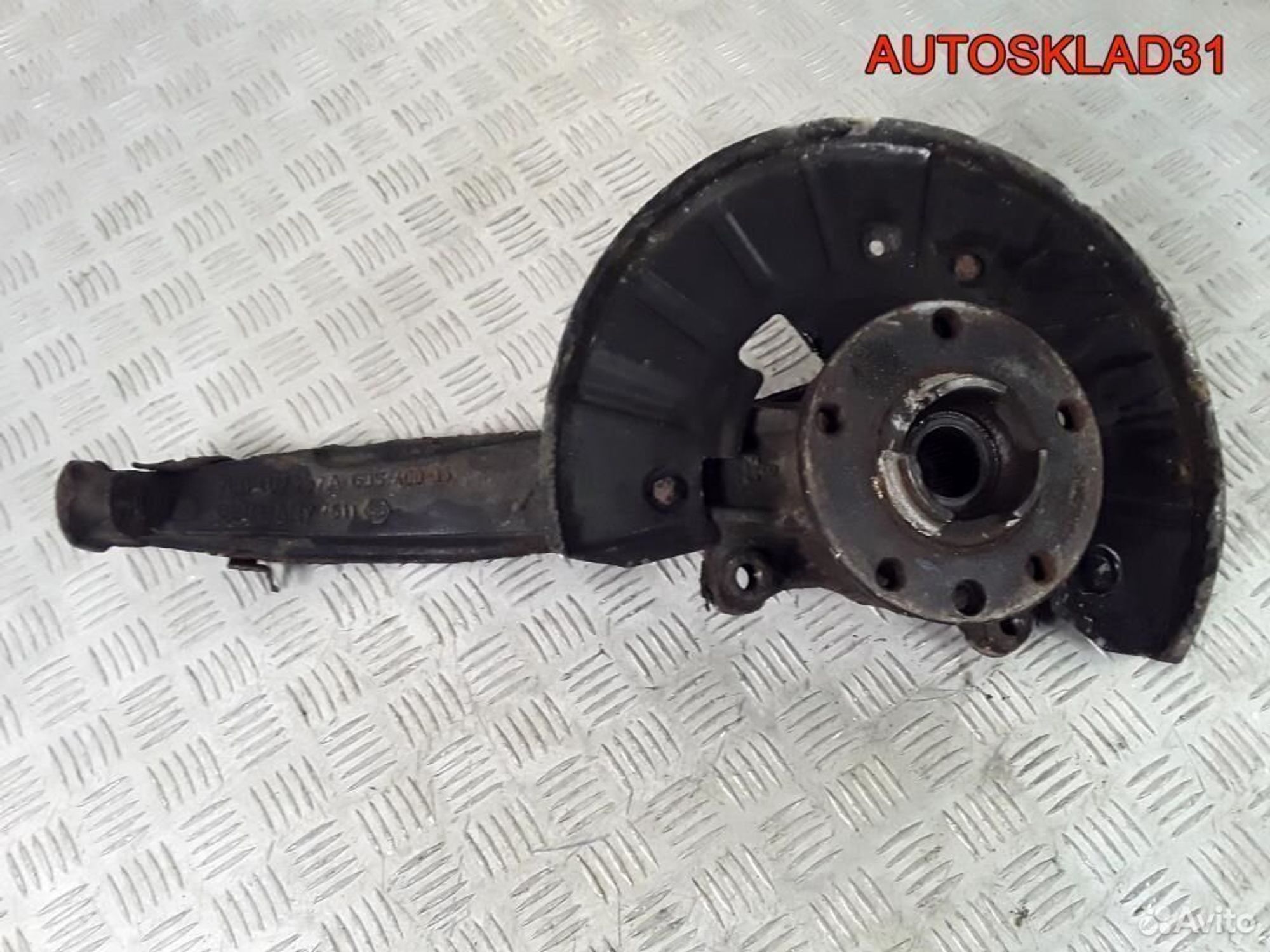 Кулак поворотный передний левый Touareg 7L0407257A, 5400 рублей, Дубовое