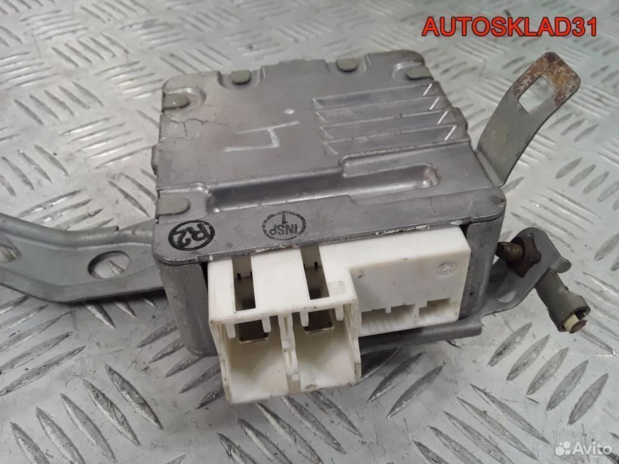 Блок электронный Toyota Avensis 2 8965005040, 1200 рублей, Дубовое