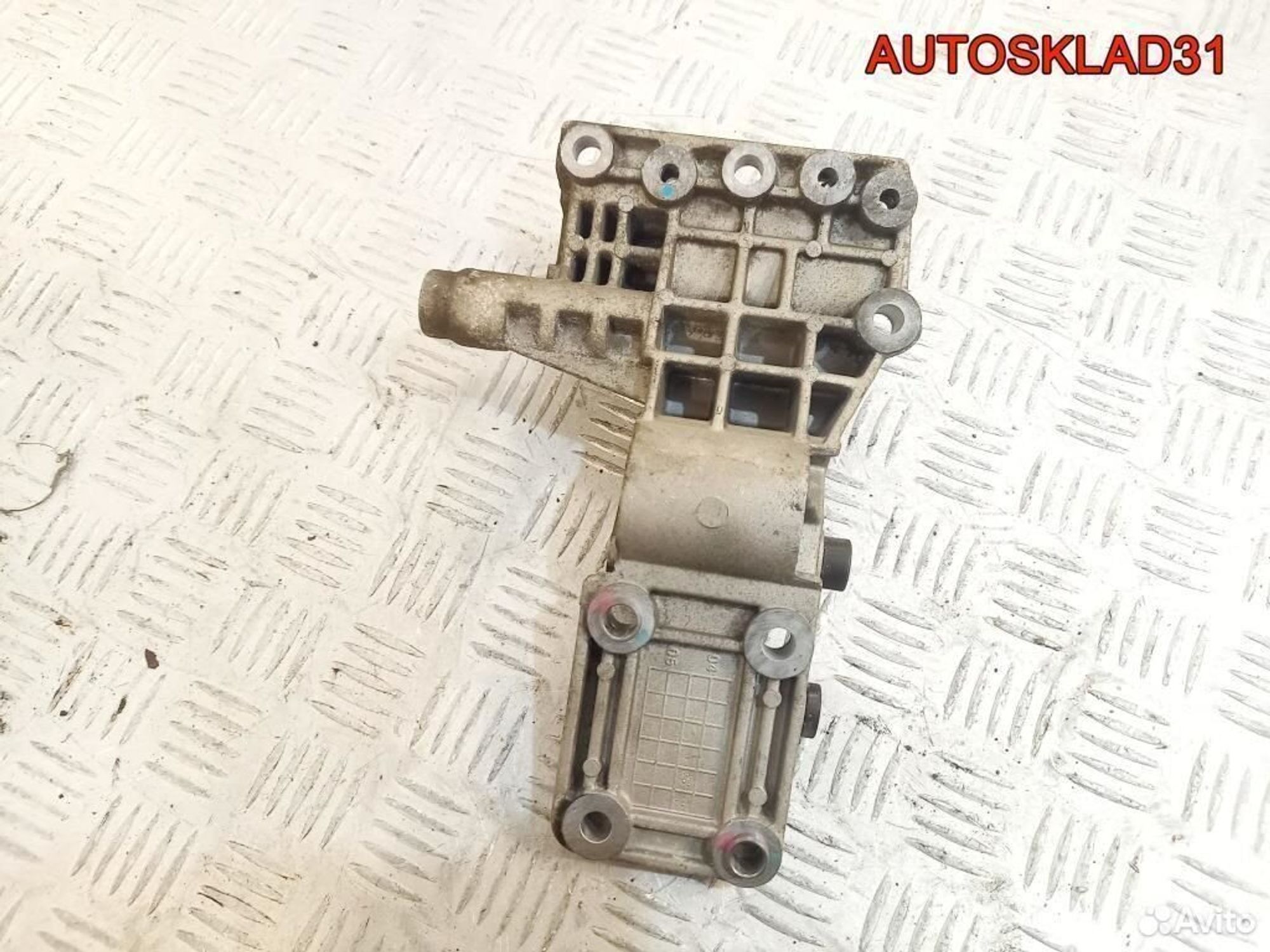 Кронштейн генератора Hyundai Sonata 5 NF 2,4 G4KC, 2900 рублей, Дубовое